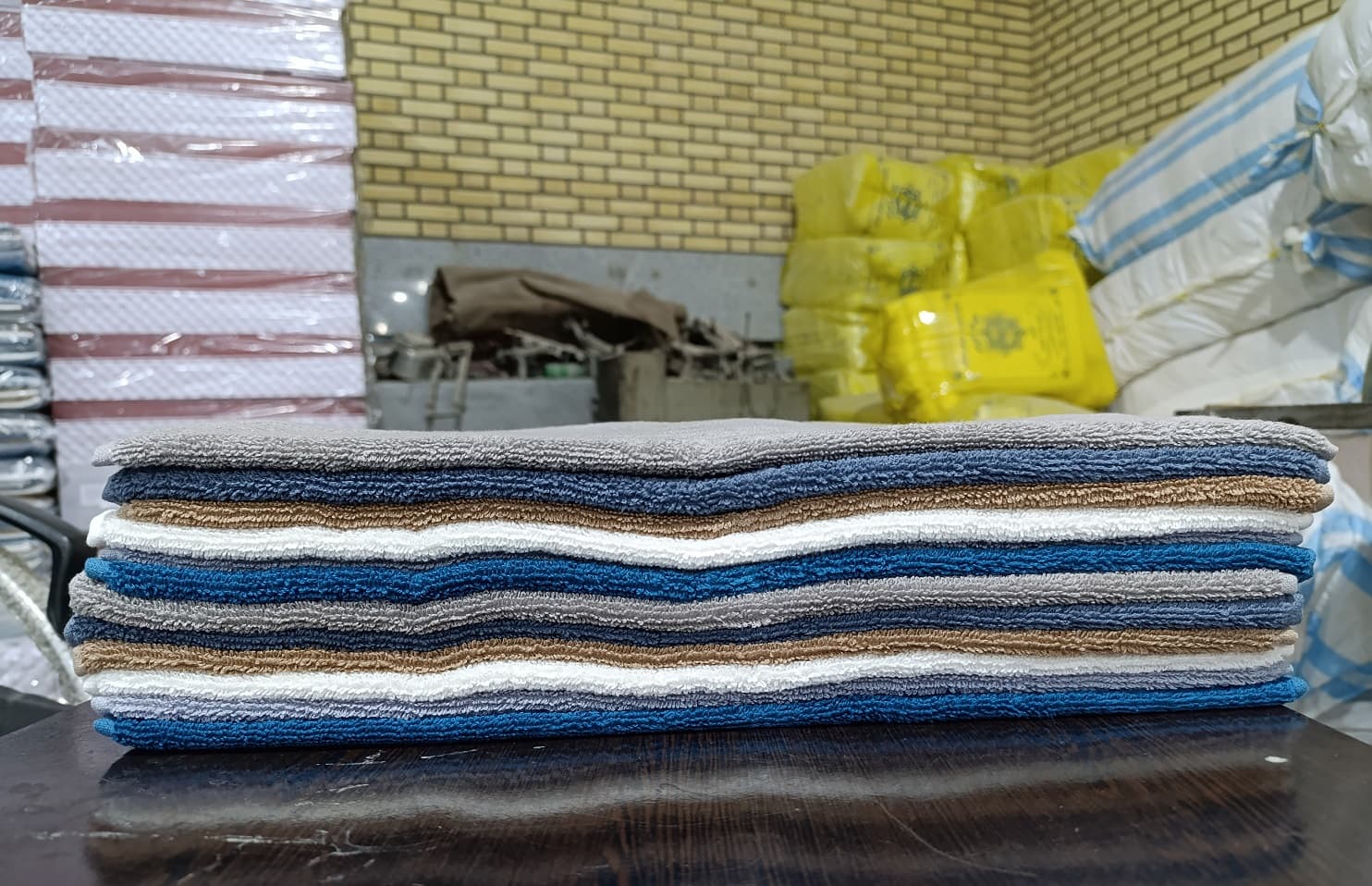 حوله دستی تکی جین (12 عددی ) مدل رینک جنس پنبه اعلا 90*50