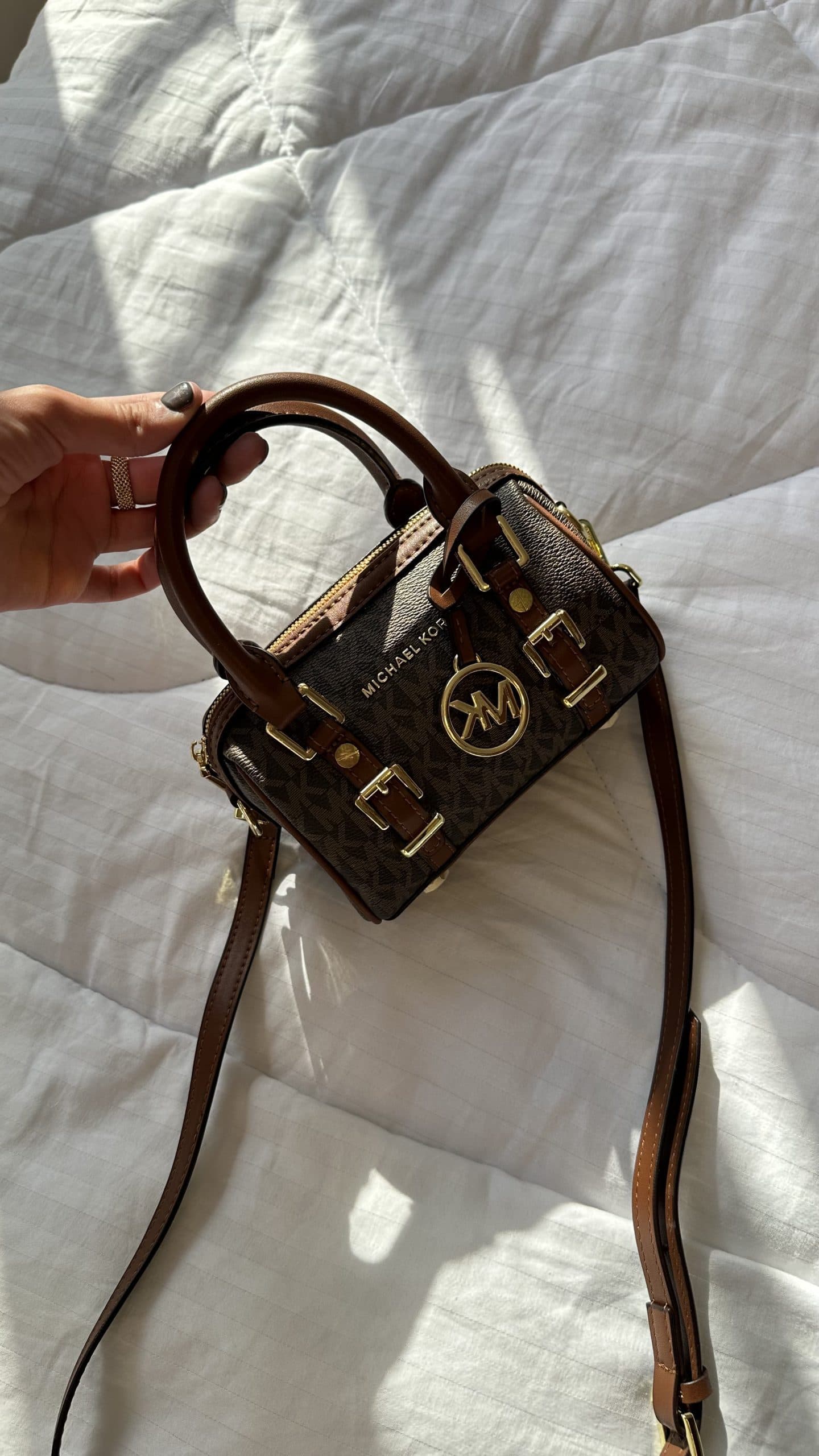 کیف دستی صندوقی مایکل کورس دخترانه سایز کوچک — تصویر ۵