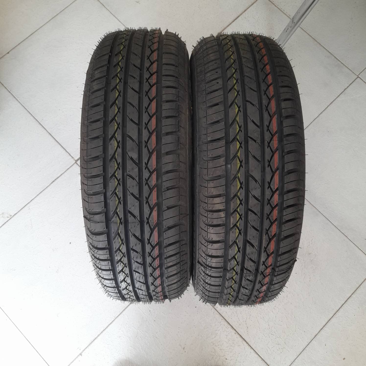 لاستیک بارز سایز 165/65/13 مدل P648 تولید 2025 - دو حلقه