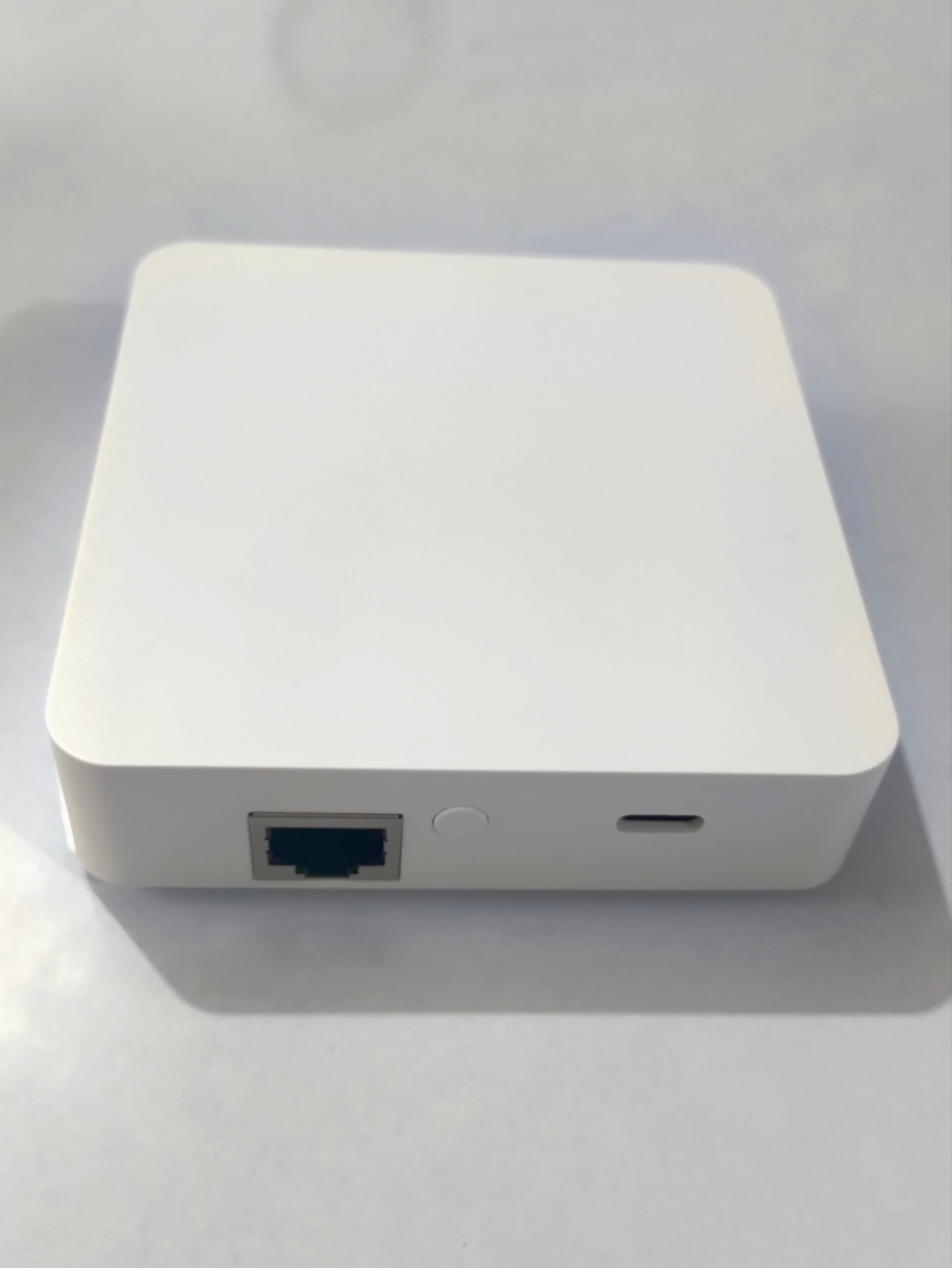 هاب مرکزی Zigbee تویا با کابل تایپ سی و کابل شبکه