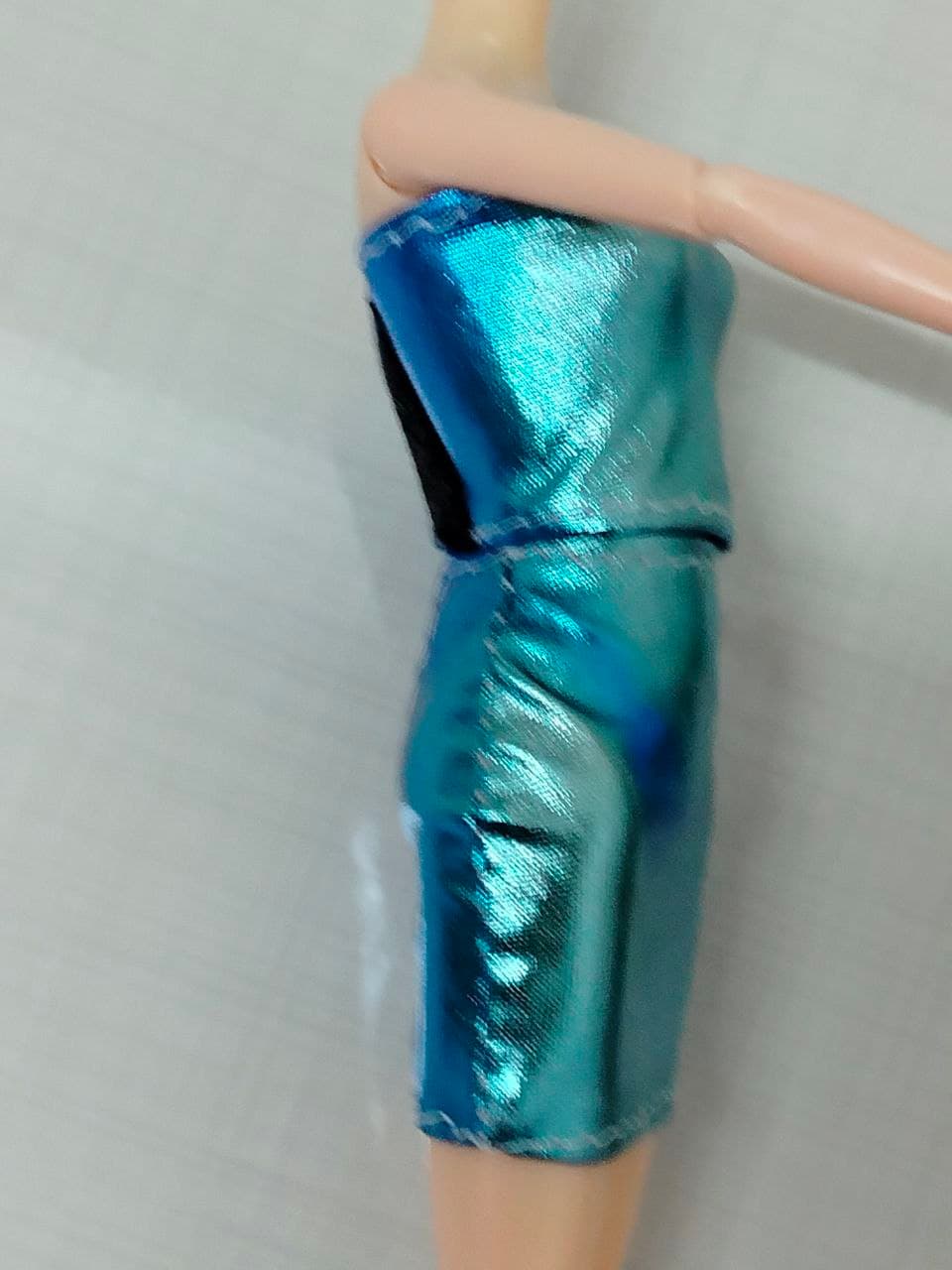 لباس باربی نیم تنه دامن باربی طرح چرم — تصویر ۵