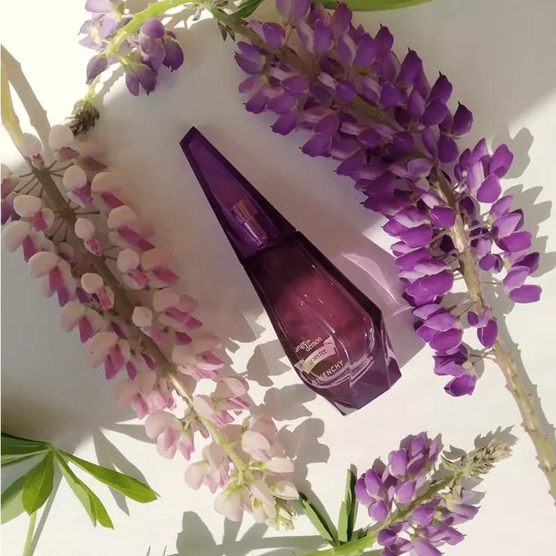 عطر ادکلن جیوانچی آنجئو دمون له سکرت الیکسیر | Givenchy Ange ou Demon Le Secret Elixir - عطر وزیری — تصویر ۳