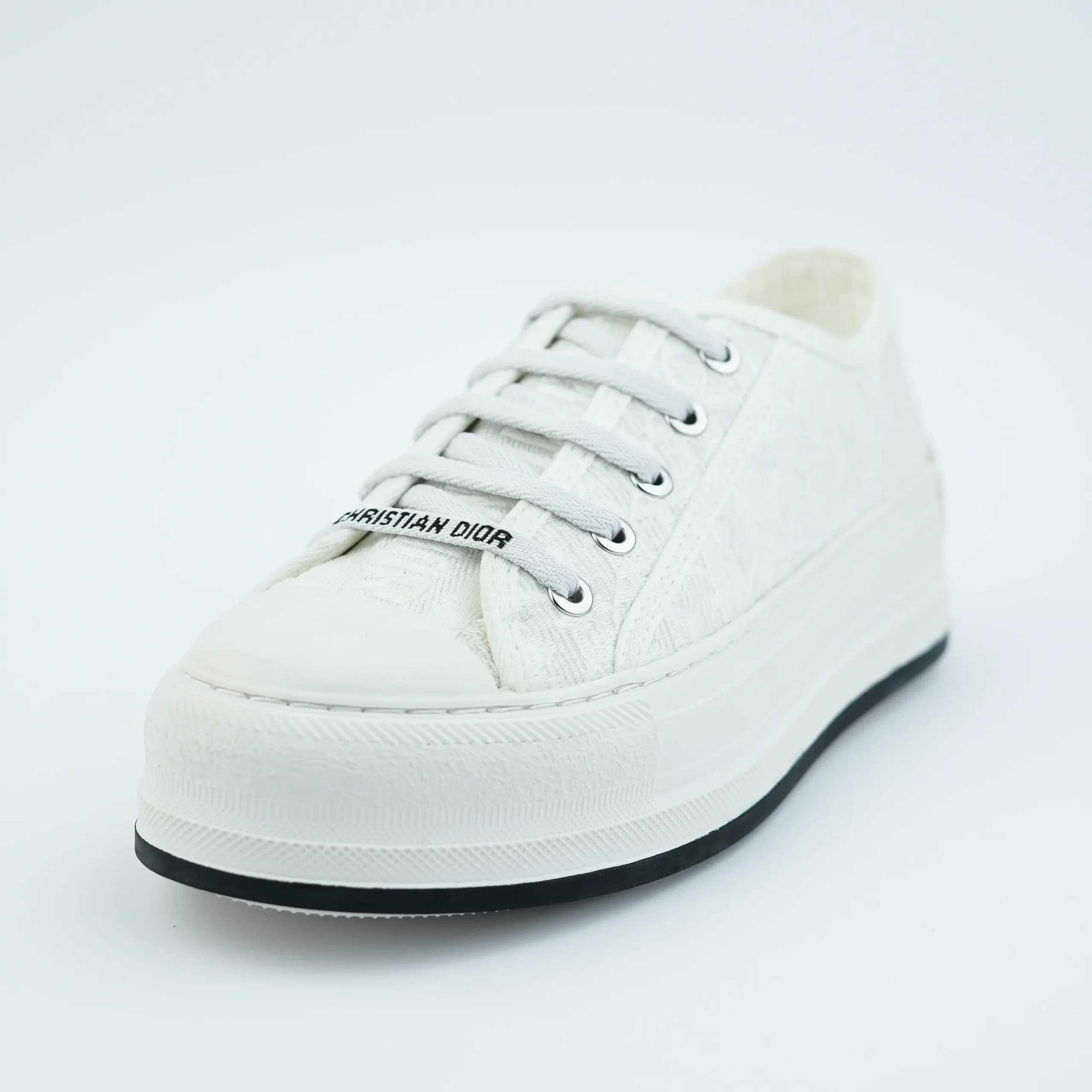کریستین دیور مونوگرام سفید | christian Dior Platform — تصویر ۲