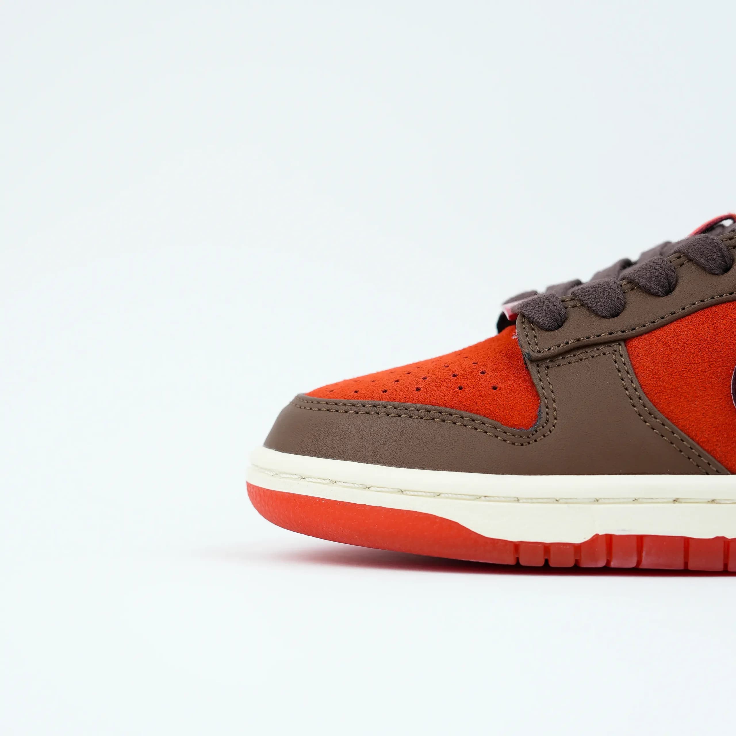 کفش نایک اس بی قهوه ای | Nike SB Dunk Low — تصویر ۸