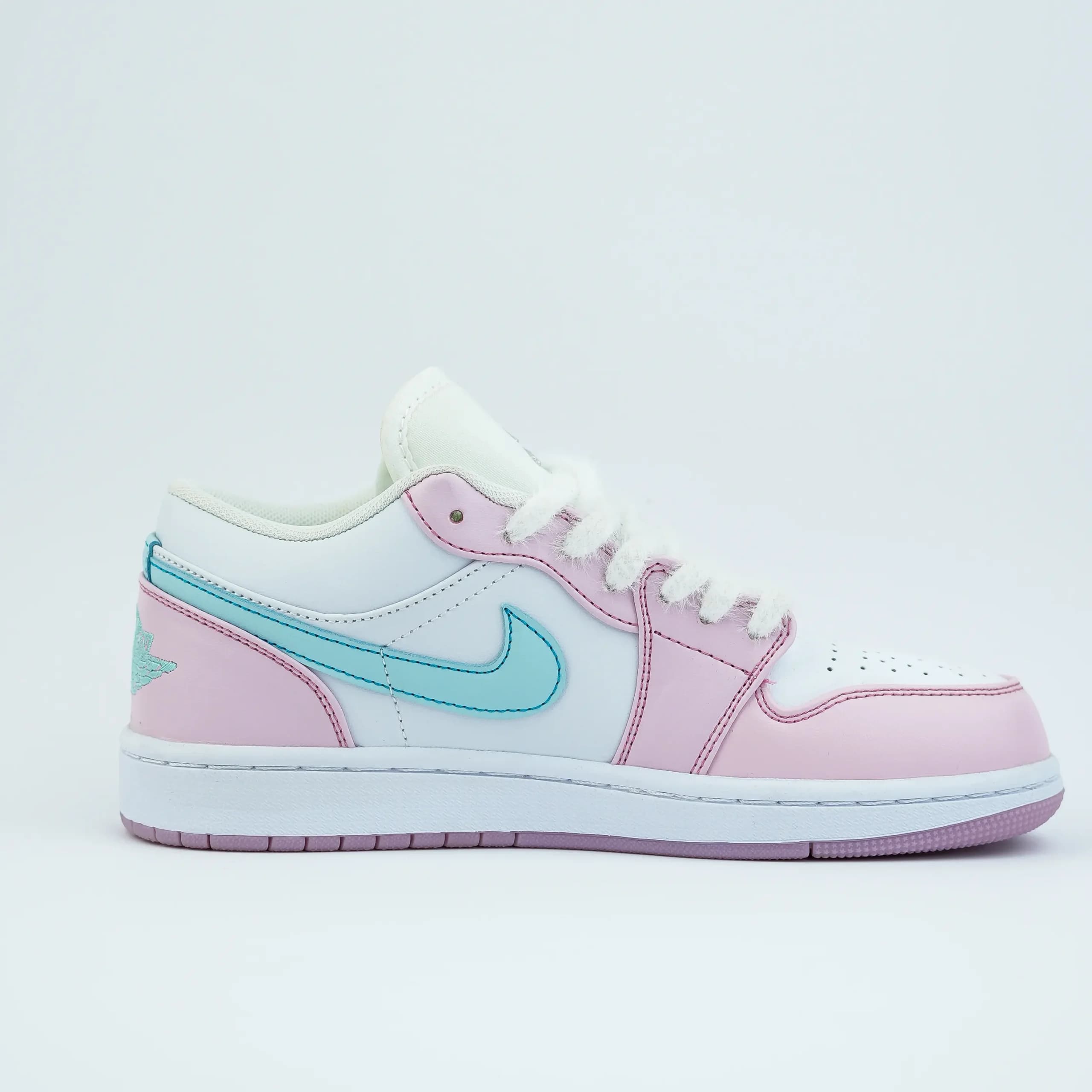 جردن وان لو صورتی آبی | Nike Air Jordan 1 Low — تصویر ۷
