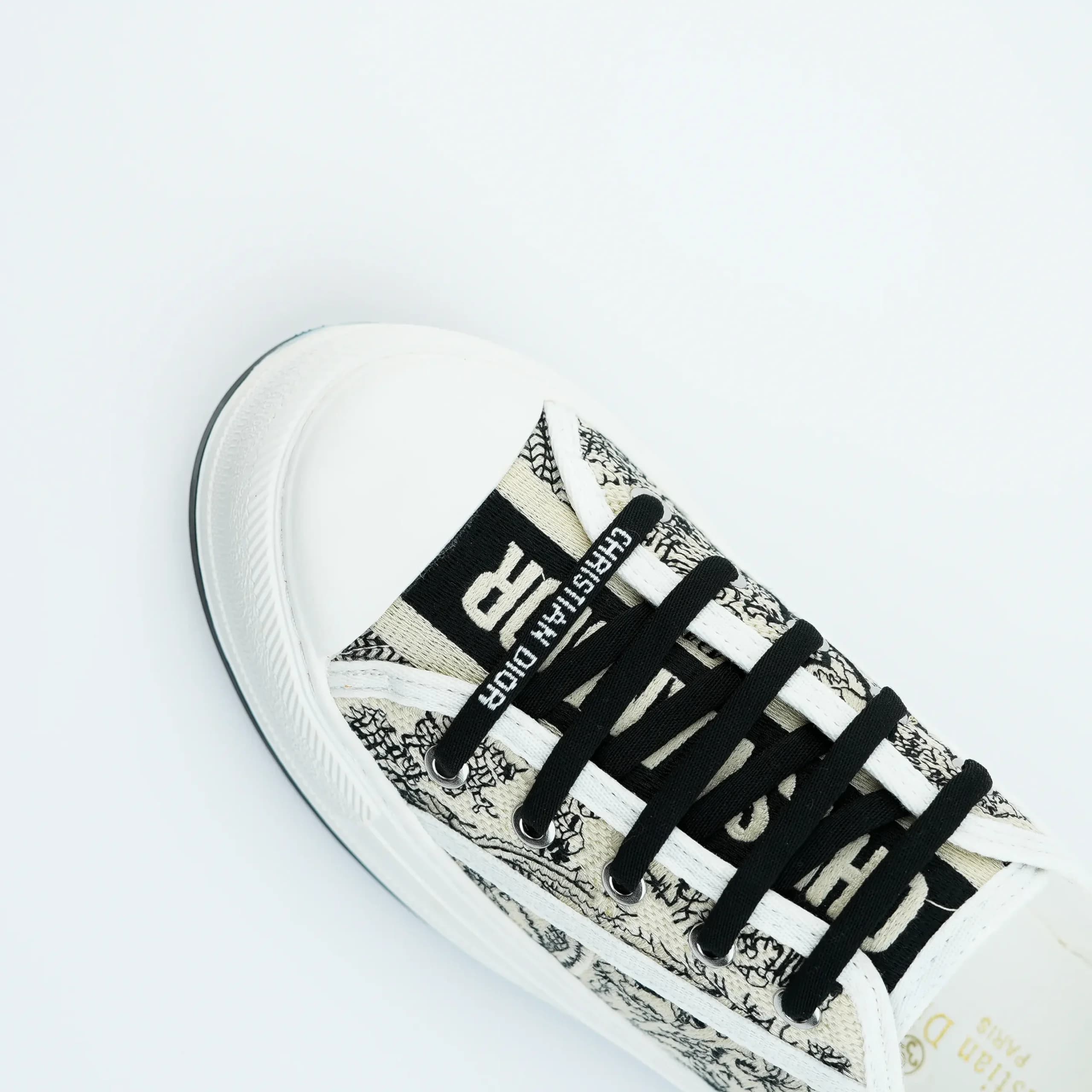 کریستین دیور طرح گل‌دار | cheristian Dior Platform — تصویر ۴