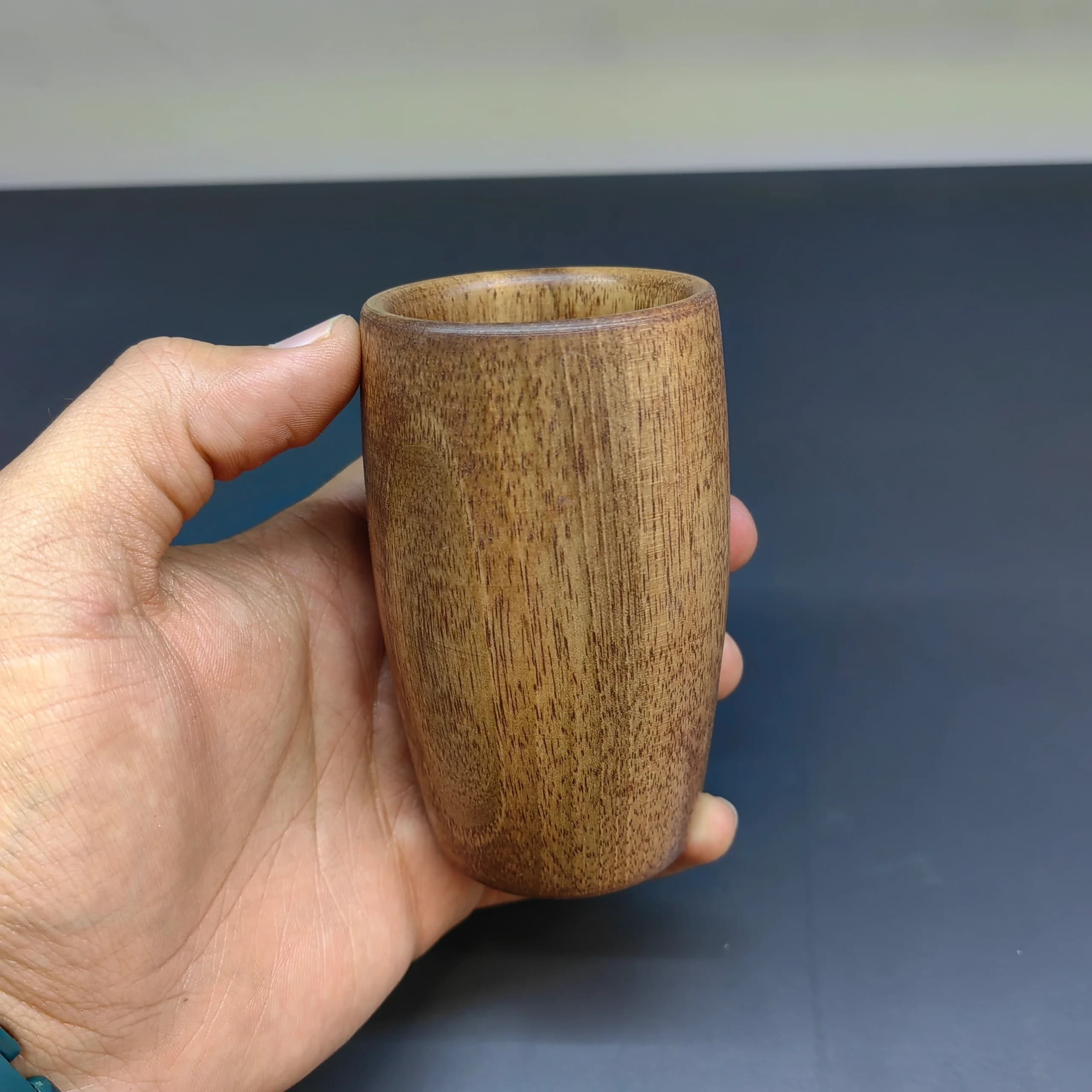 نیم لیوان ساده چوبی — تصویر ۲