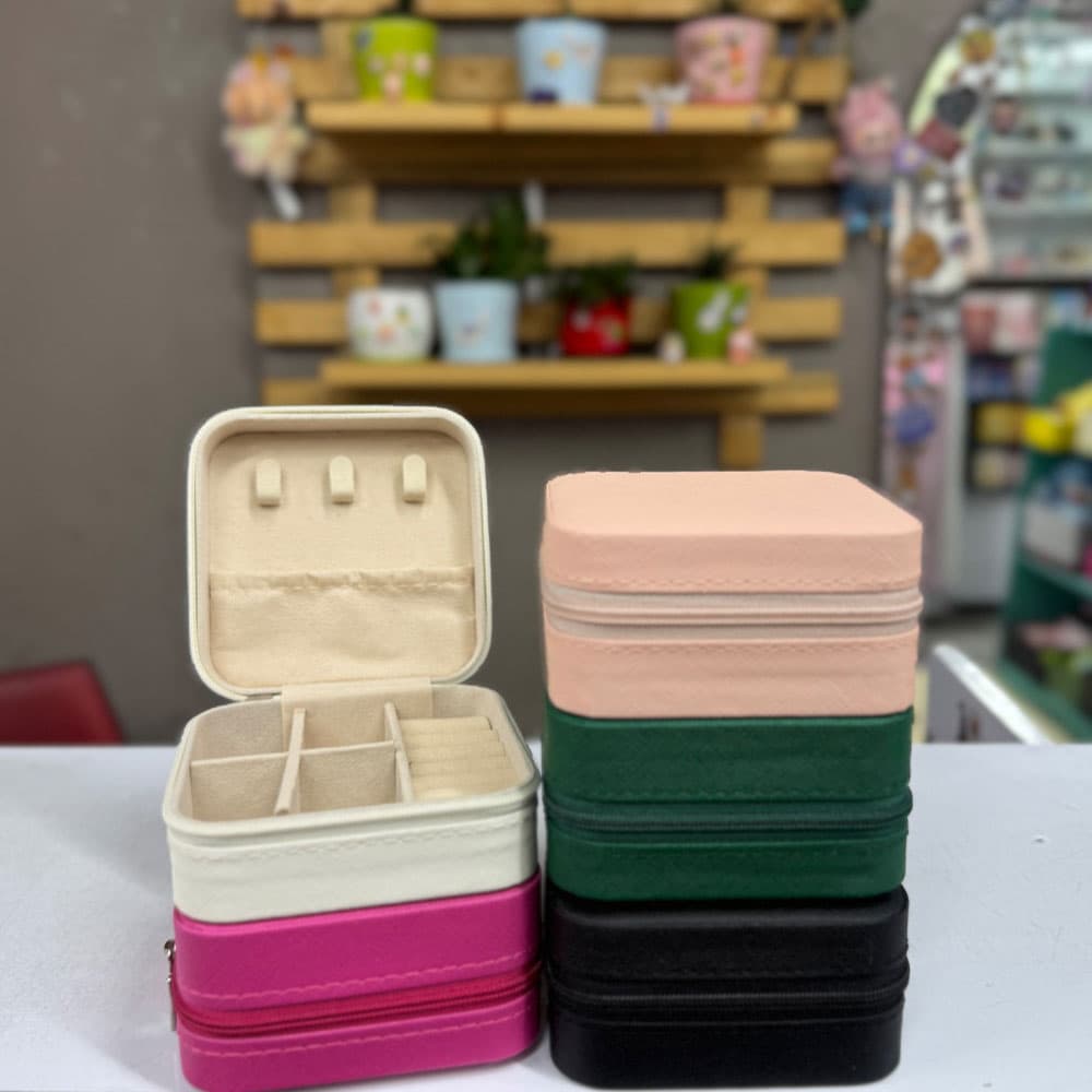 جعبه جواهرات چرمی — تصویر ۲