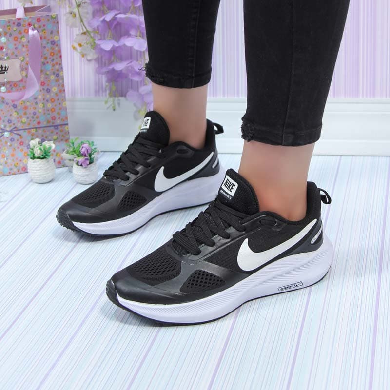 کتونی ست مردانه زنانه مدل نایک ایر زوم گاید nike air zoom guide رانینگ مشکی سفید کد 1230 — تصویر ۲
