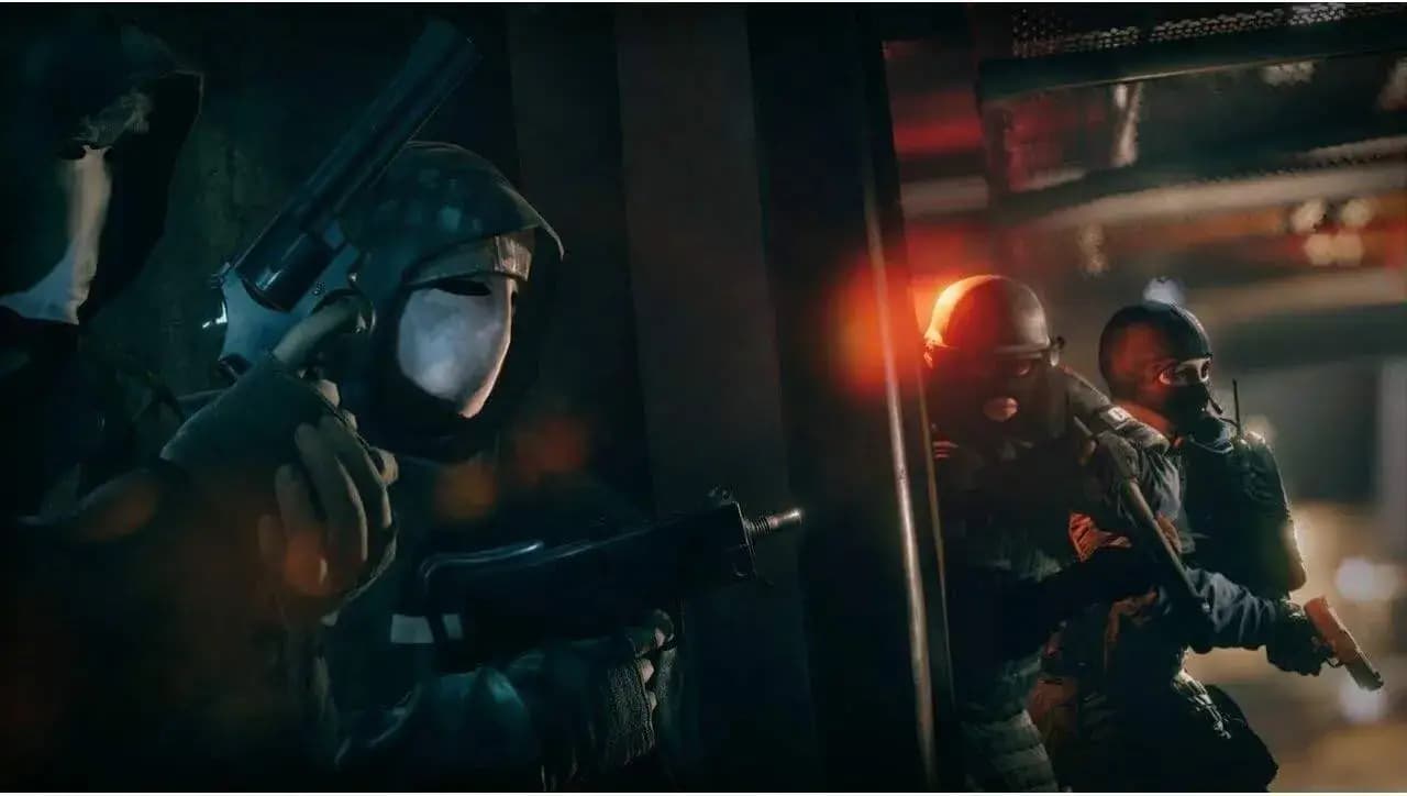 دیسک بازی Tom Clancy’s Rainbow Six Siege برای پلی استیشن 4 کارکرده — تصویر ۷