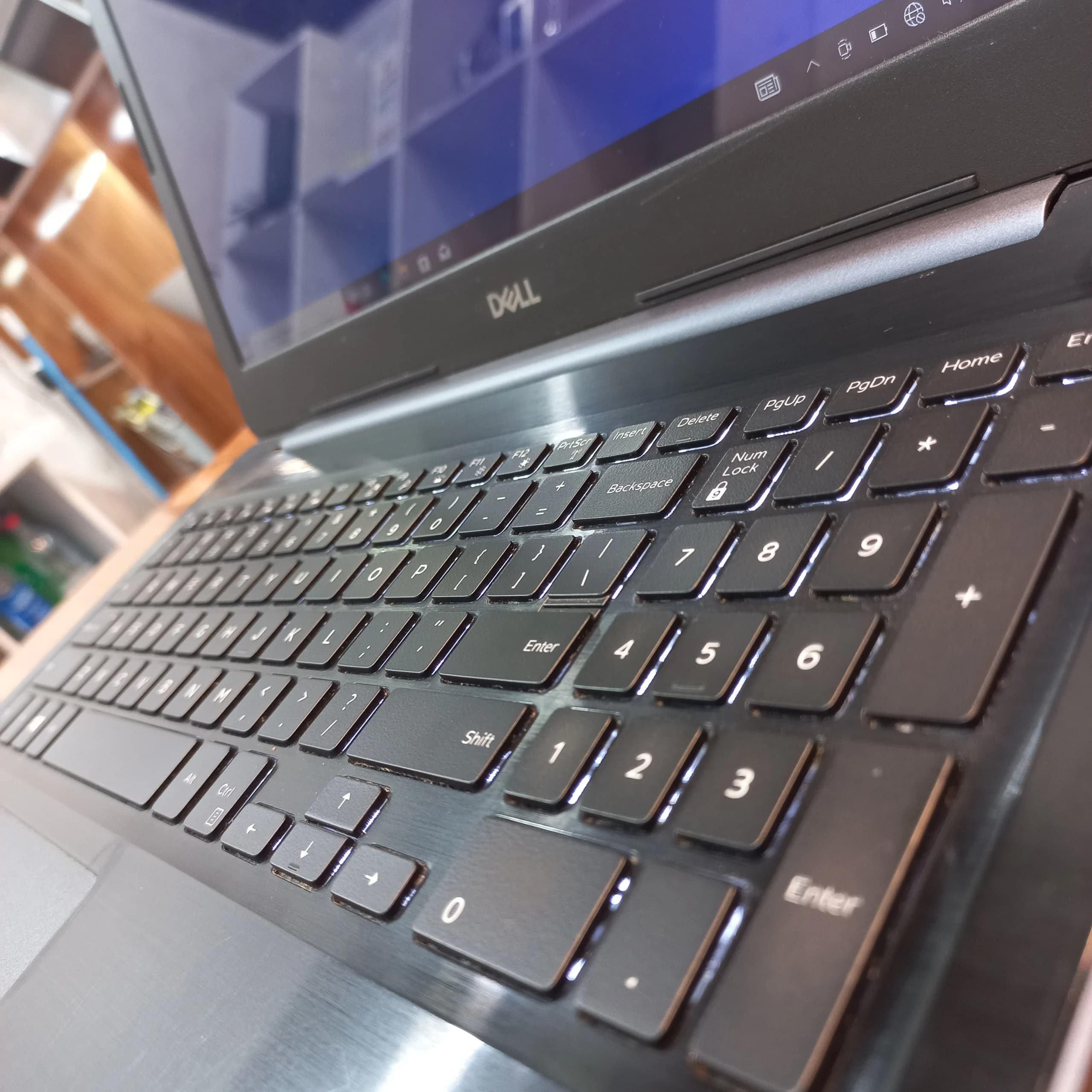 Dell Inspiron P75F - ایکس رایانه — تصویر ۳