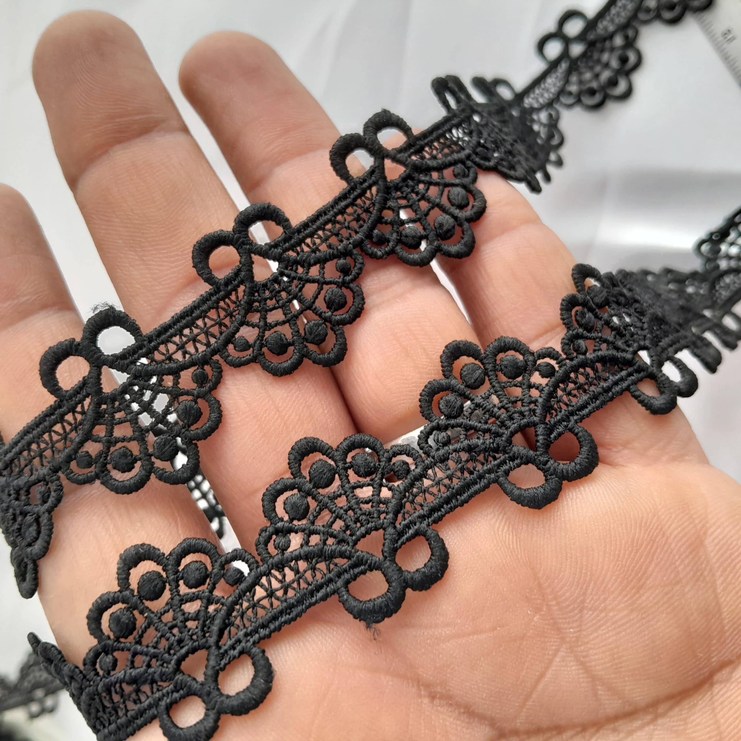 نوار گیپور مشکی 2/5 سانت — تصویر ۲