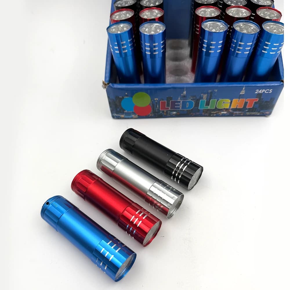 چراغ قوه فلزی فوق پر نور 6 LED — تصویر ۴