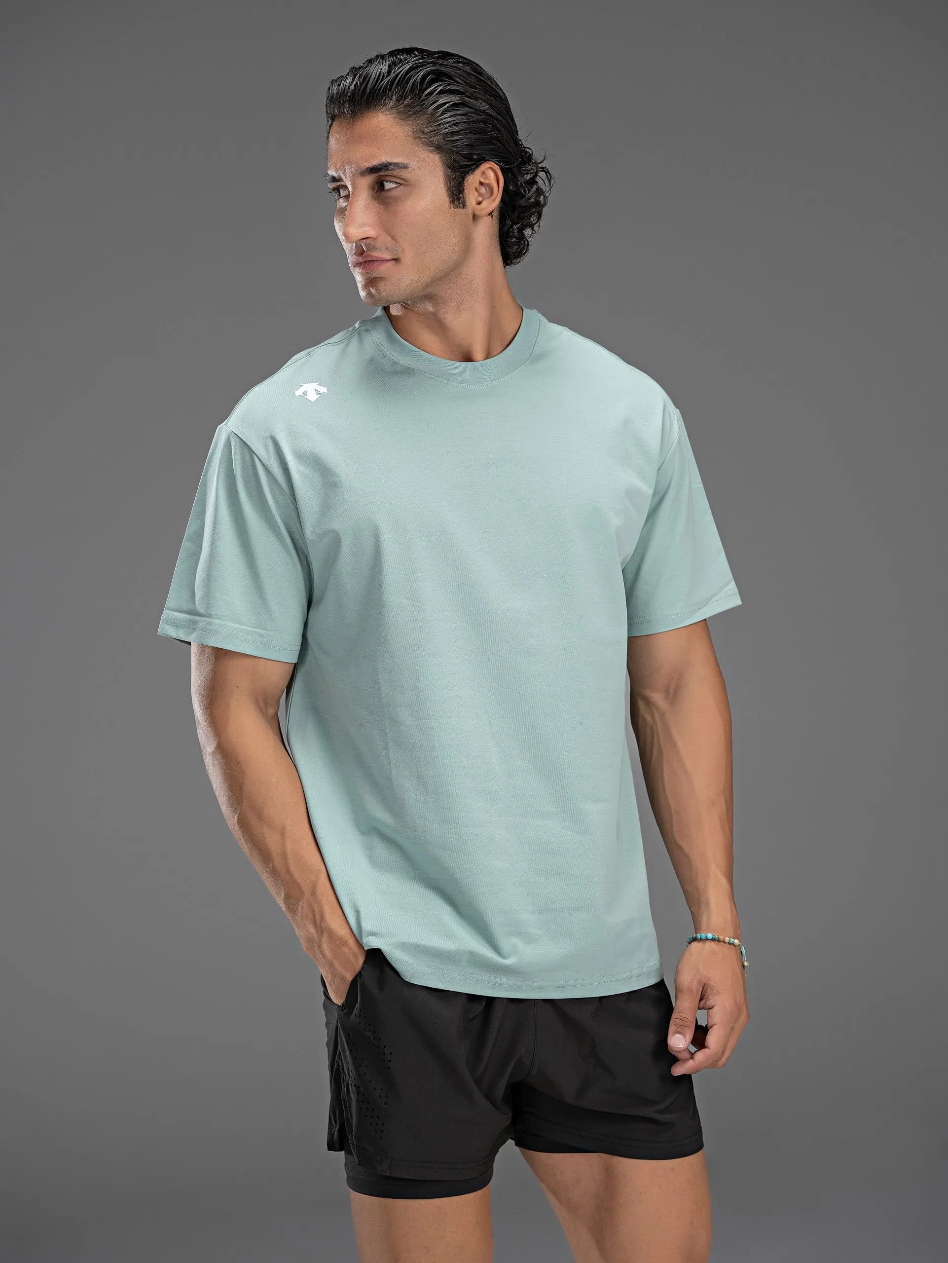 تیشرت ورزشی مردانه Descente نخی اعلا کد 4224