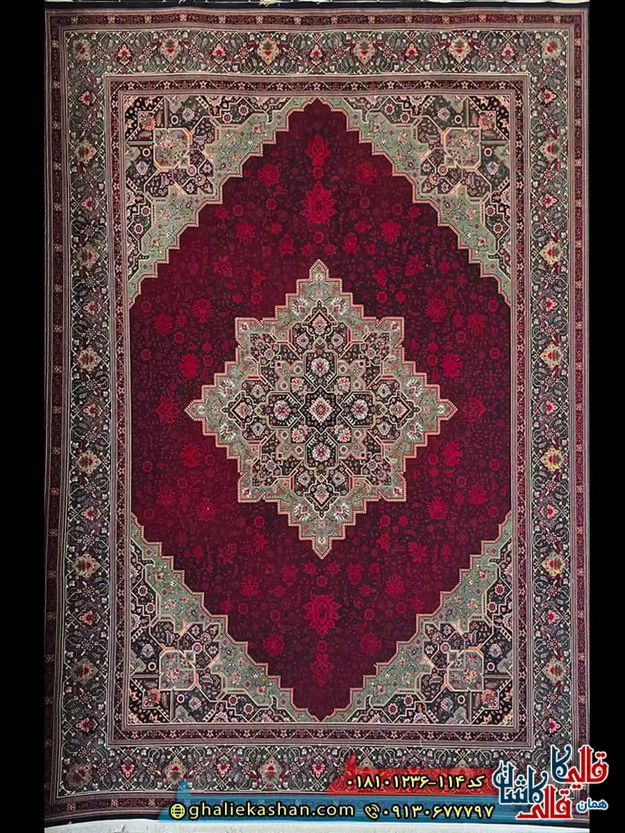 فرش کلاسیک 1200 شانه طرح هریس رنگ سرمه ای قرمز سبز کاشان — تصویر ۳
