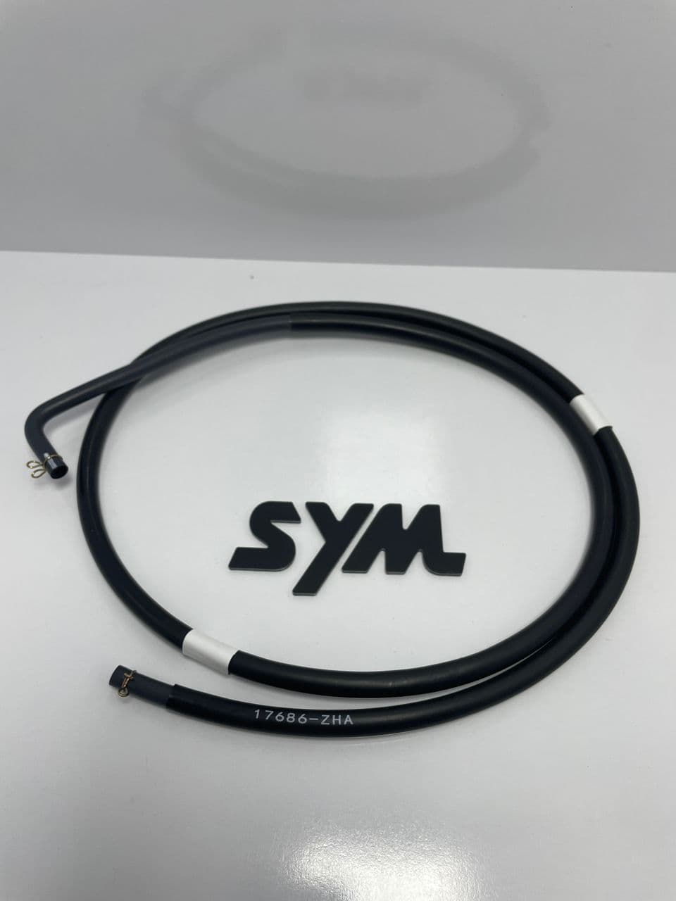 شیلنگ کینستر اورجینال adv175 sym هاسکی