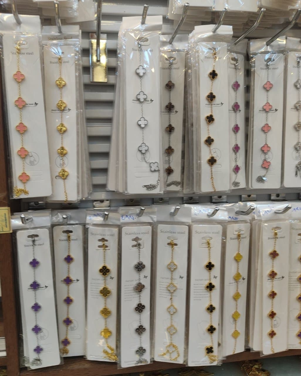 دستبند استیل طرح چهاربرگ لوکس Stainless Steel** — تصویر ۳