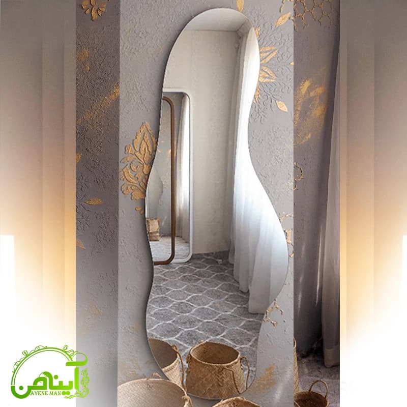 آینه قدی دفرمه – طرح آنتیک