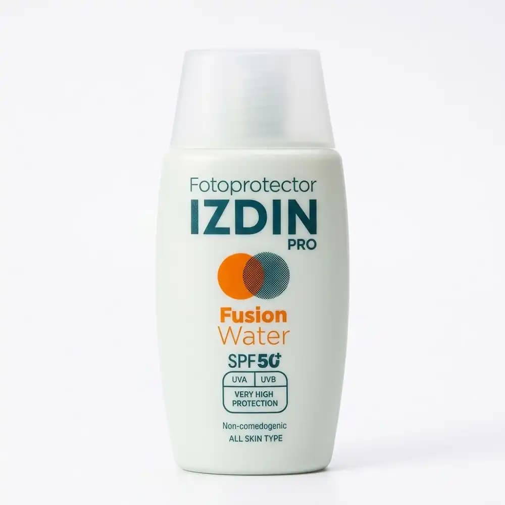 ضدآفتاب SPF50 فیوژن واتر ایزدین پرو (IZDIN PRO) بی‌رنگ انواع پوست حجم ۵۰ میلی لیتری — تصویر ۲