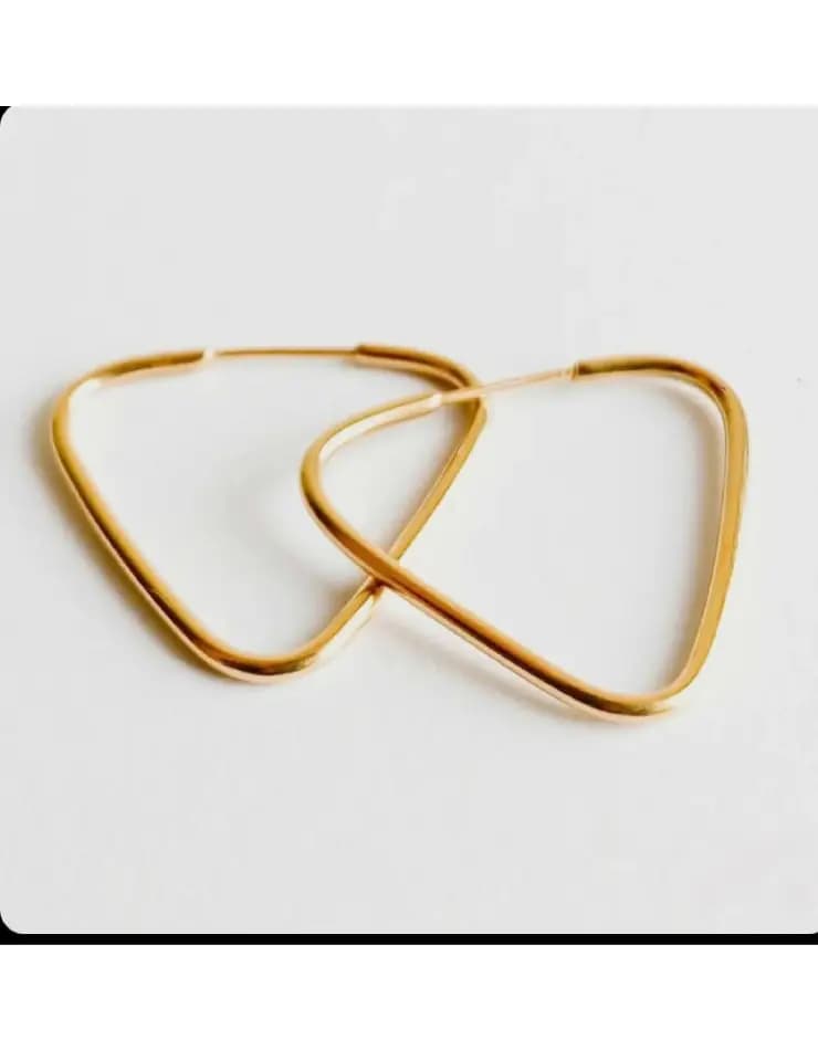 گوشواره طلا مثلثی