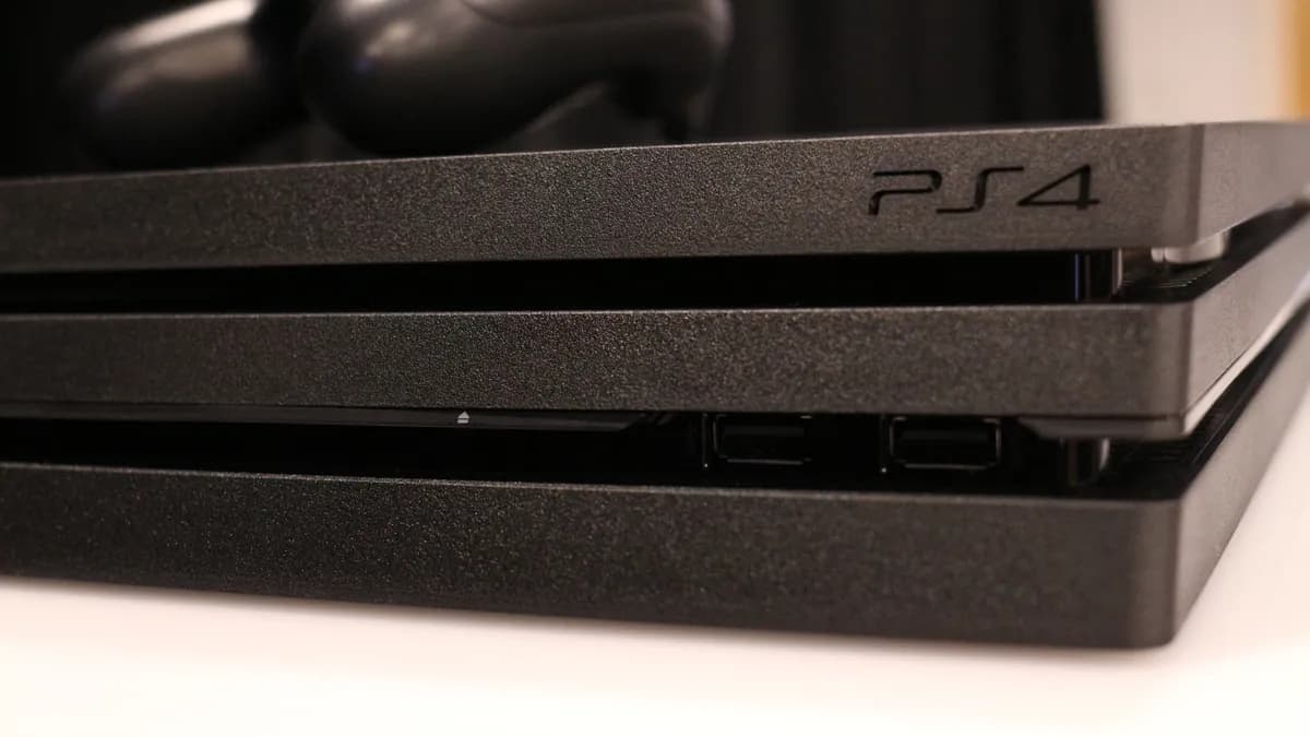 کنسول ps4 pro کپی خور 1 ترابایت استوک — تصویر ۲