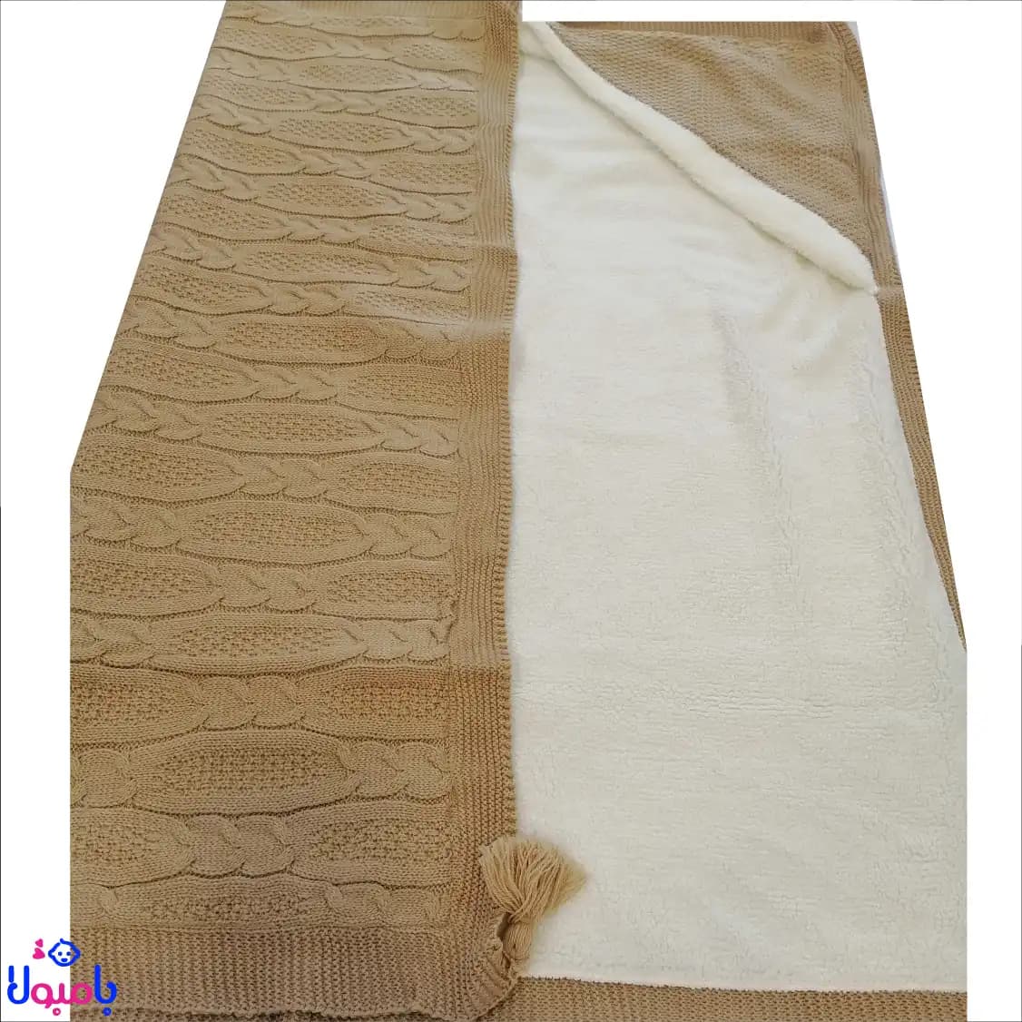 پتو دورپیچ کلاهدار بافت 90×88 سانتی‌متر — تصویر ۴