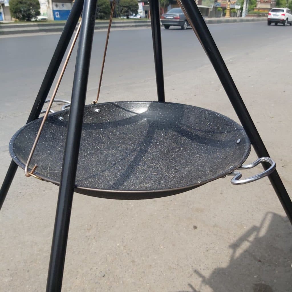 ماهی تابه جنگلی سیار 4 پایه دار سایز بزرگ کد(61) — تصویر ۳