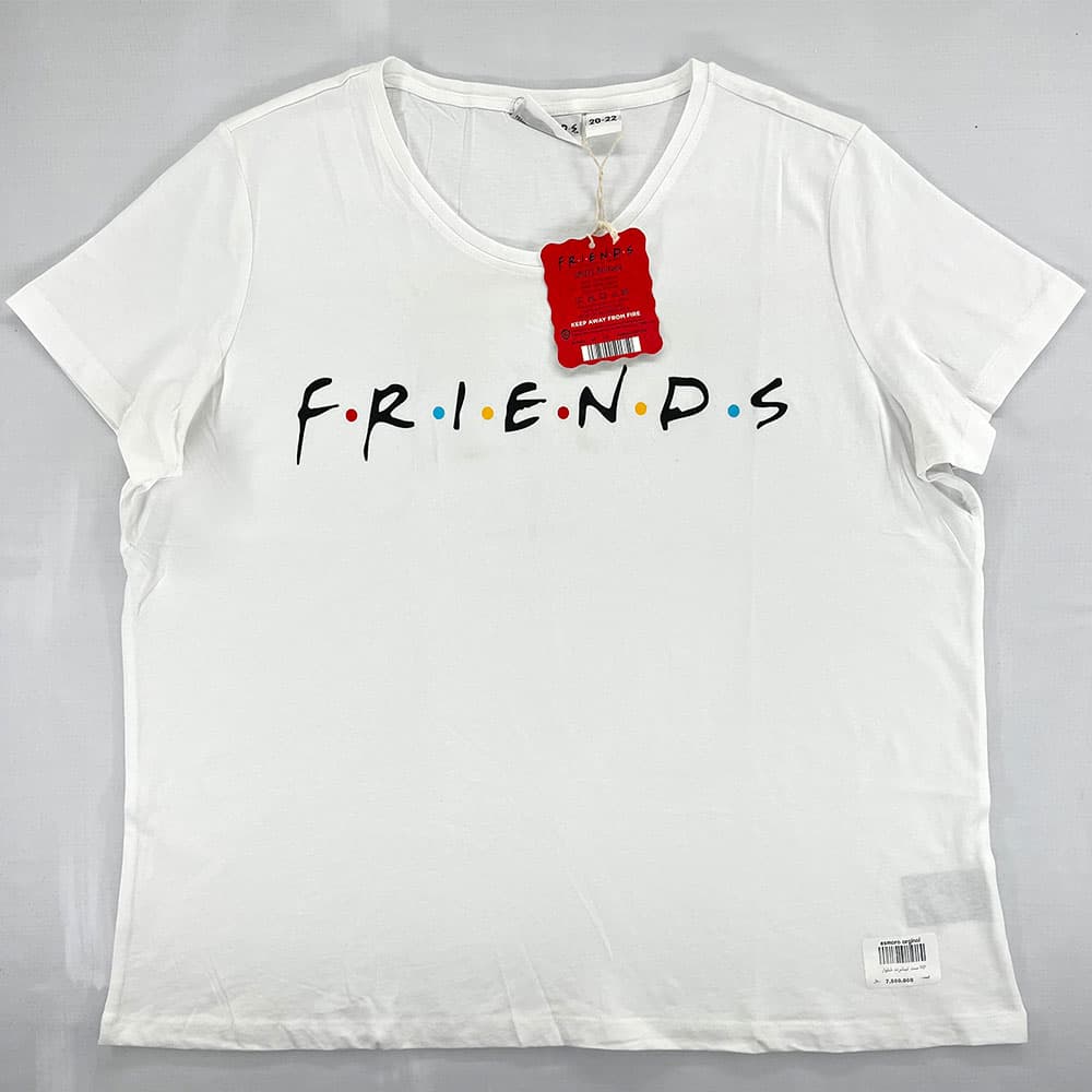 ست تیشرت و شلوارک up طرح friends 01 — تصویر ۲