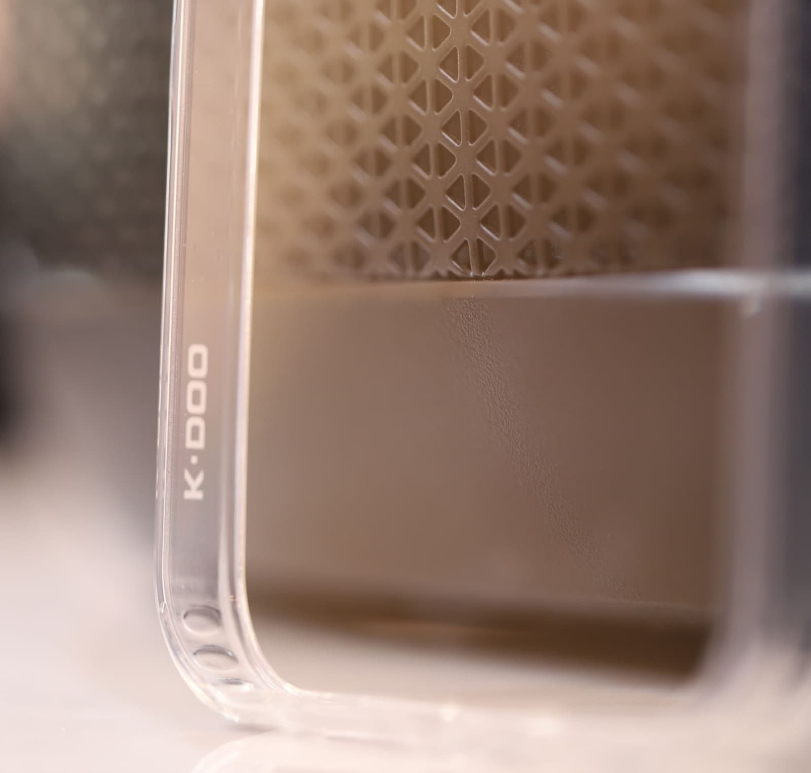 کاور شفاف گوشی برند K.DOO (KZDOO) مدل GUARDIAN مناسب برای گوشی اپل IPhone 14/13 — تصویر ۵
