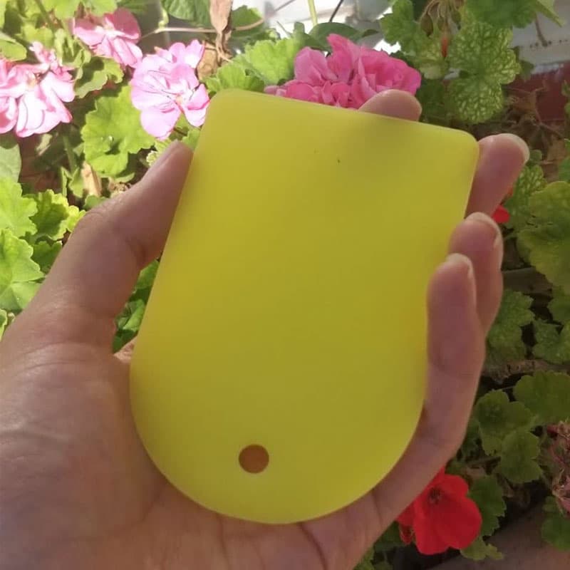 کاردک شیشه دودی خودرو کد 1847 — تصویر ۲