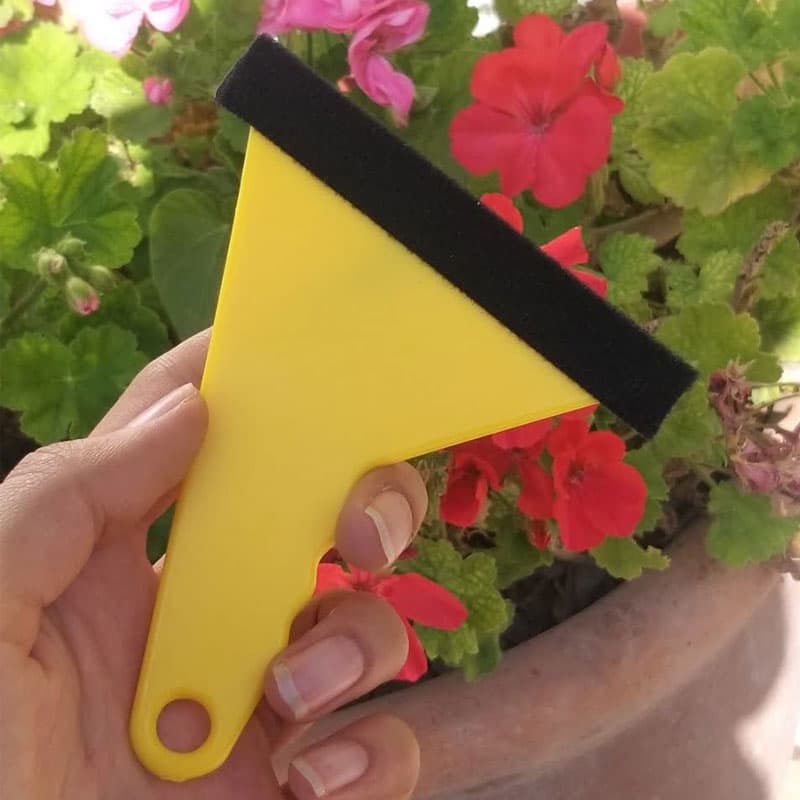 کاردک شیشه دودی خودرو کد 1841 — تصویر ۴