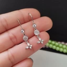گوشواره نقره زنانه آویز عیار 925 طرح پروانه رنگ نقره ای — تصویر ۲