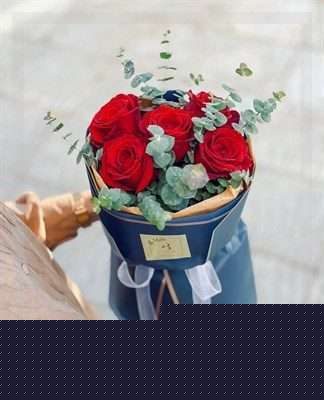 سفارش دسته گل برای کلینیک هلیا تهران