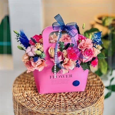 سفارش دسته گل برای کلینیک عرفان نیایش تهران