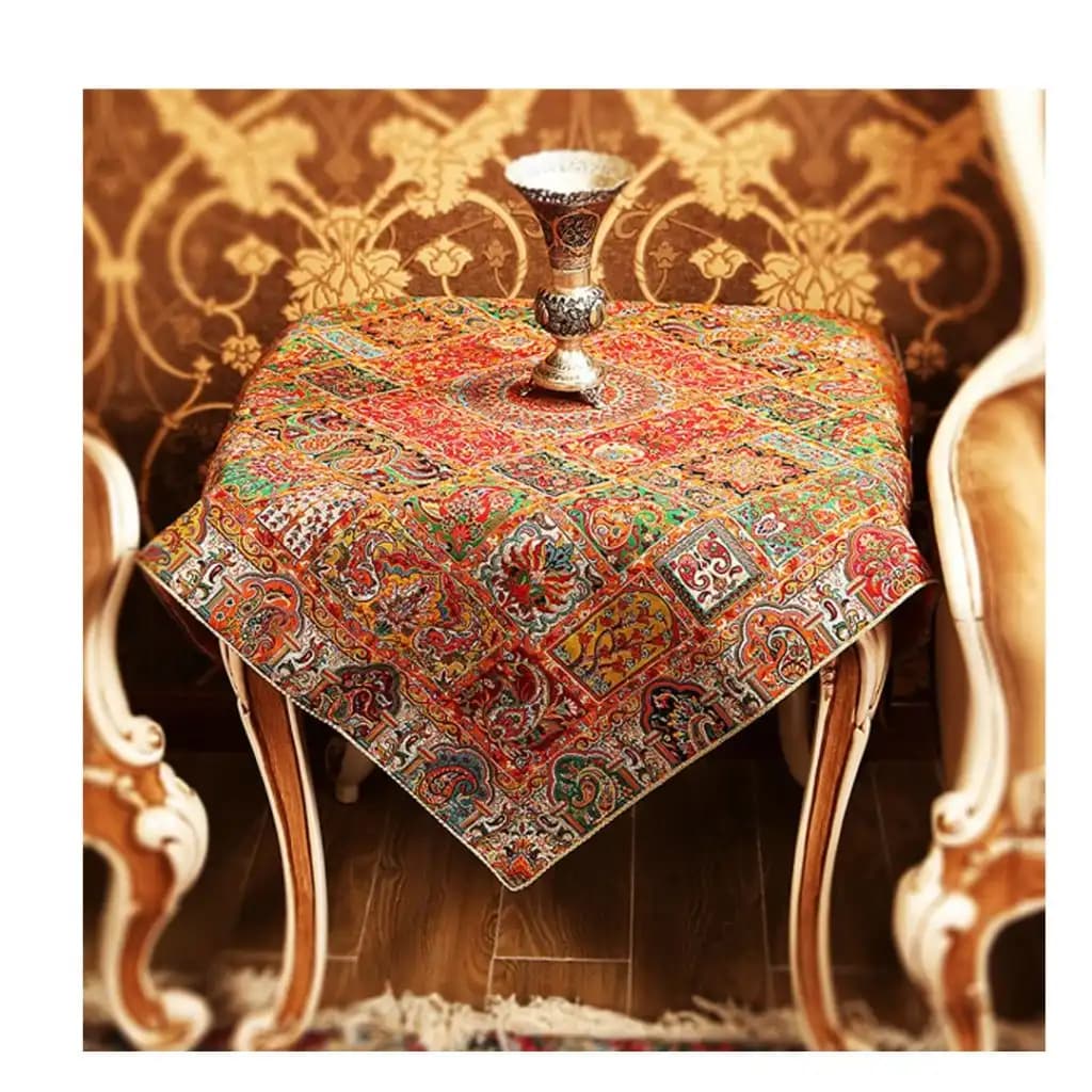 رومیزی مربع ترمه طرح وصال کد 844 — تصویر ۳
