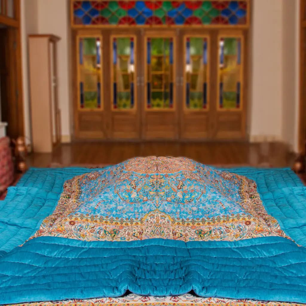 لحاف کرسی دست دوز ترمه طرح افشار — تصویر ۸