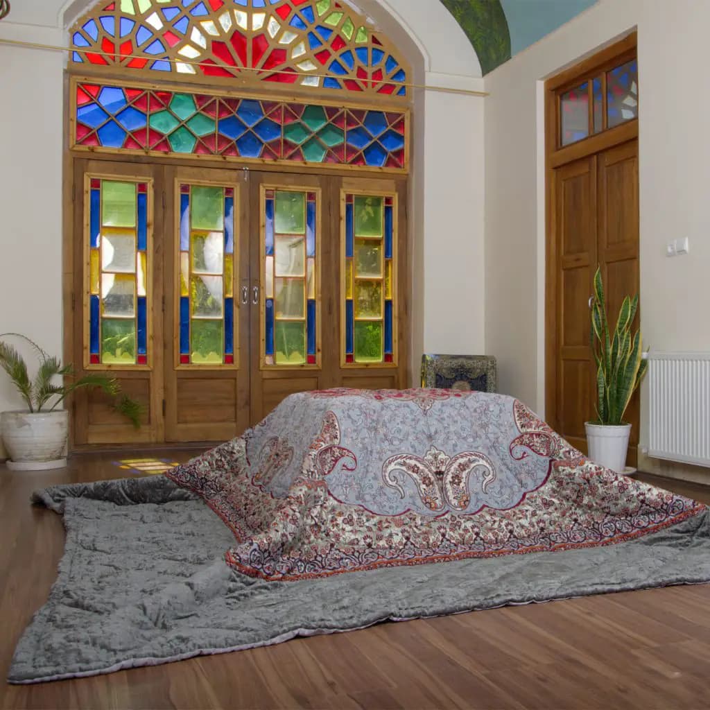 لحاف کرسی دست دوز ترمه طرح ترنج رنگ طوسی