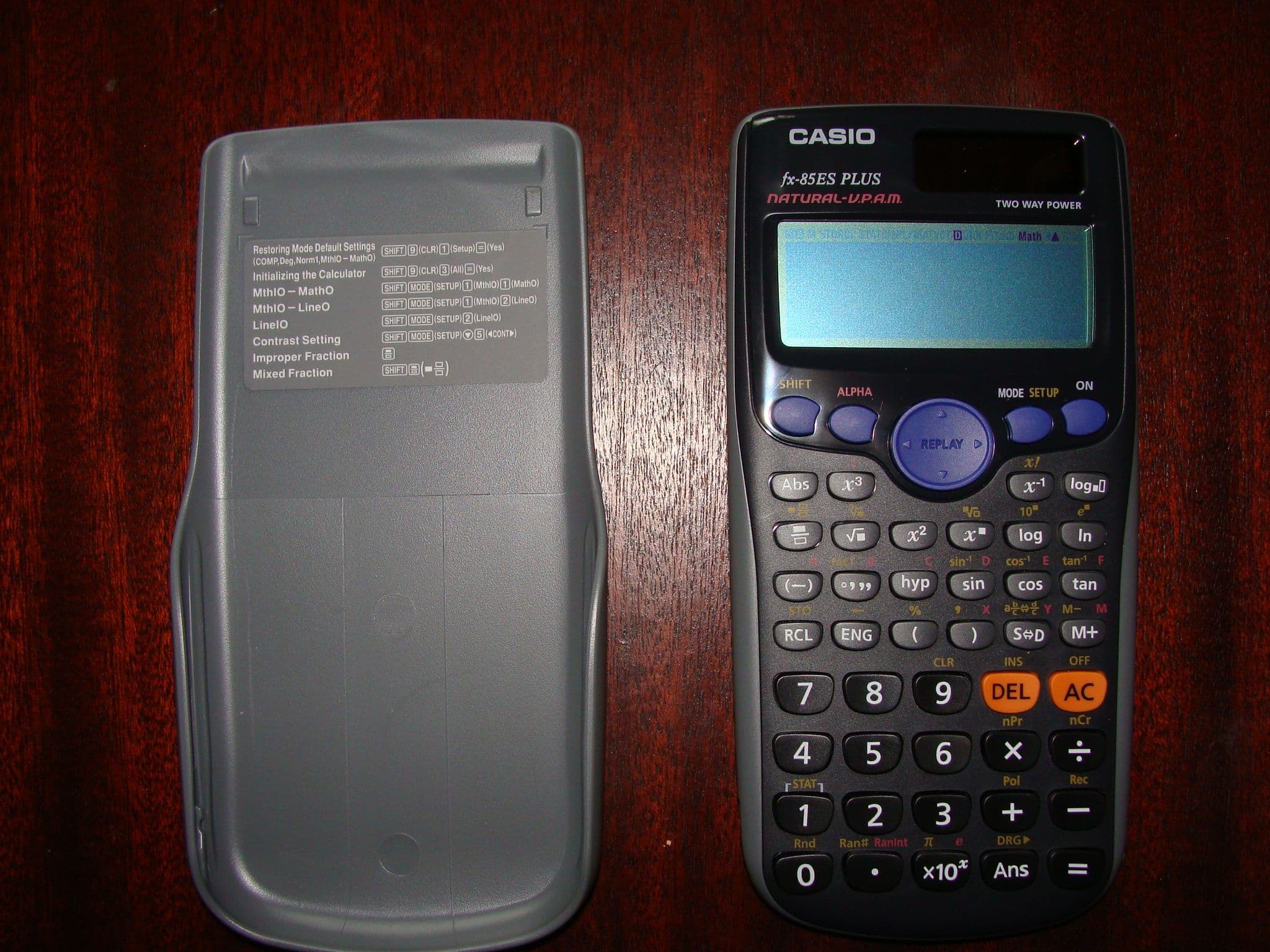 ماشین حساب FX-85-ES-PLUS کاسیو — تصویر ۴