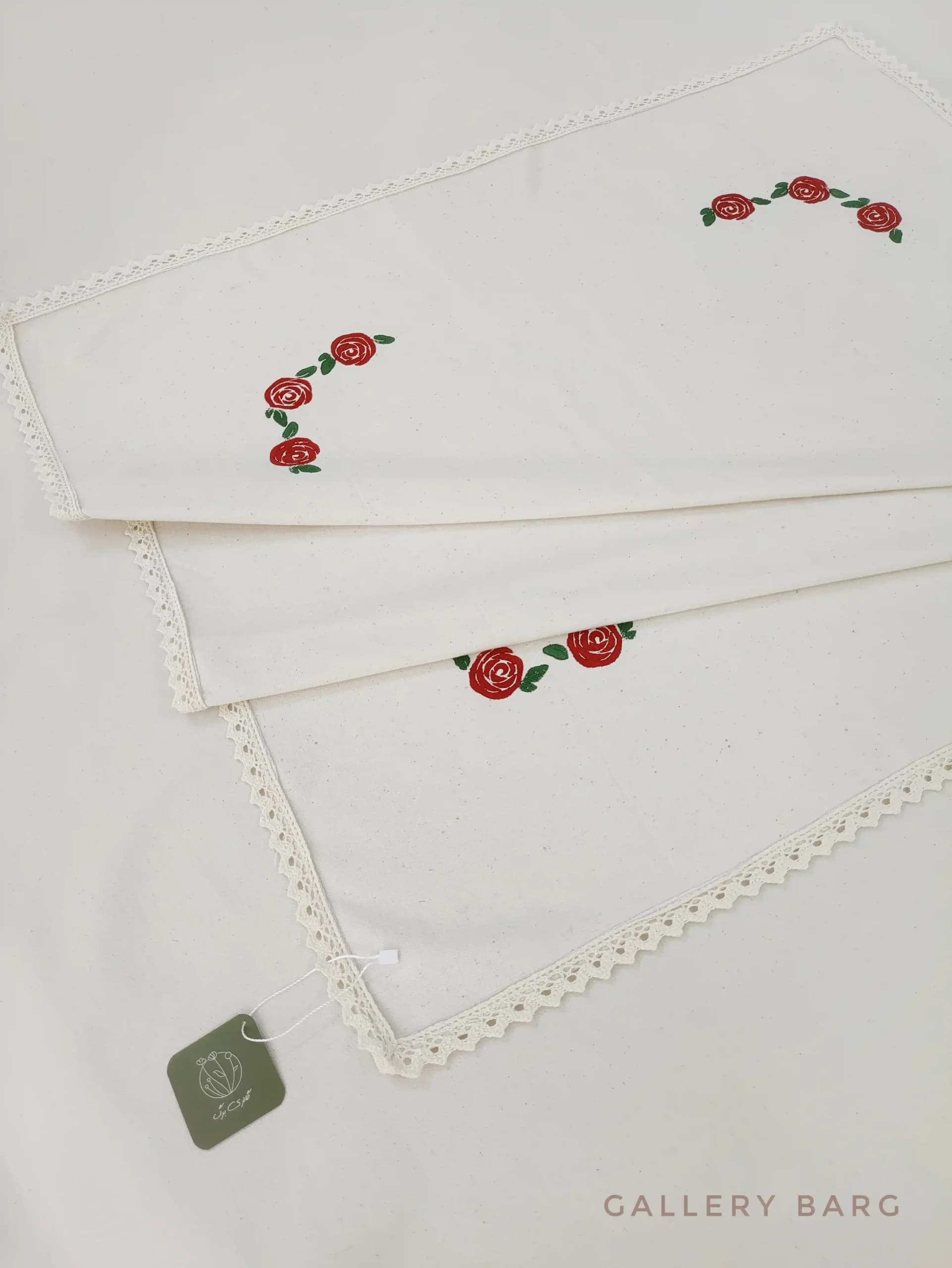 رومیزی گل گلی