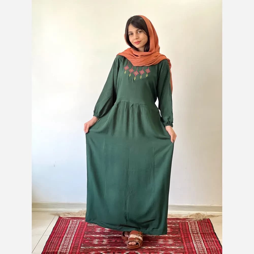 پیراهن ساحلی گلدوزی ماریا جنس نخ ململ فری سایز — تصویر ۳