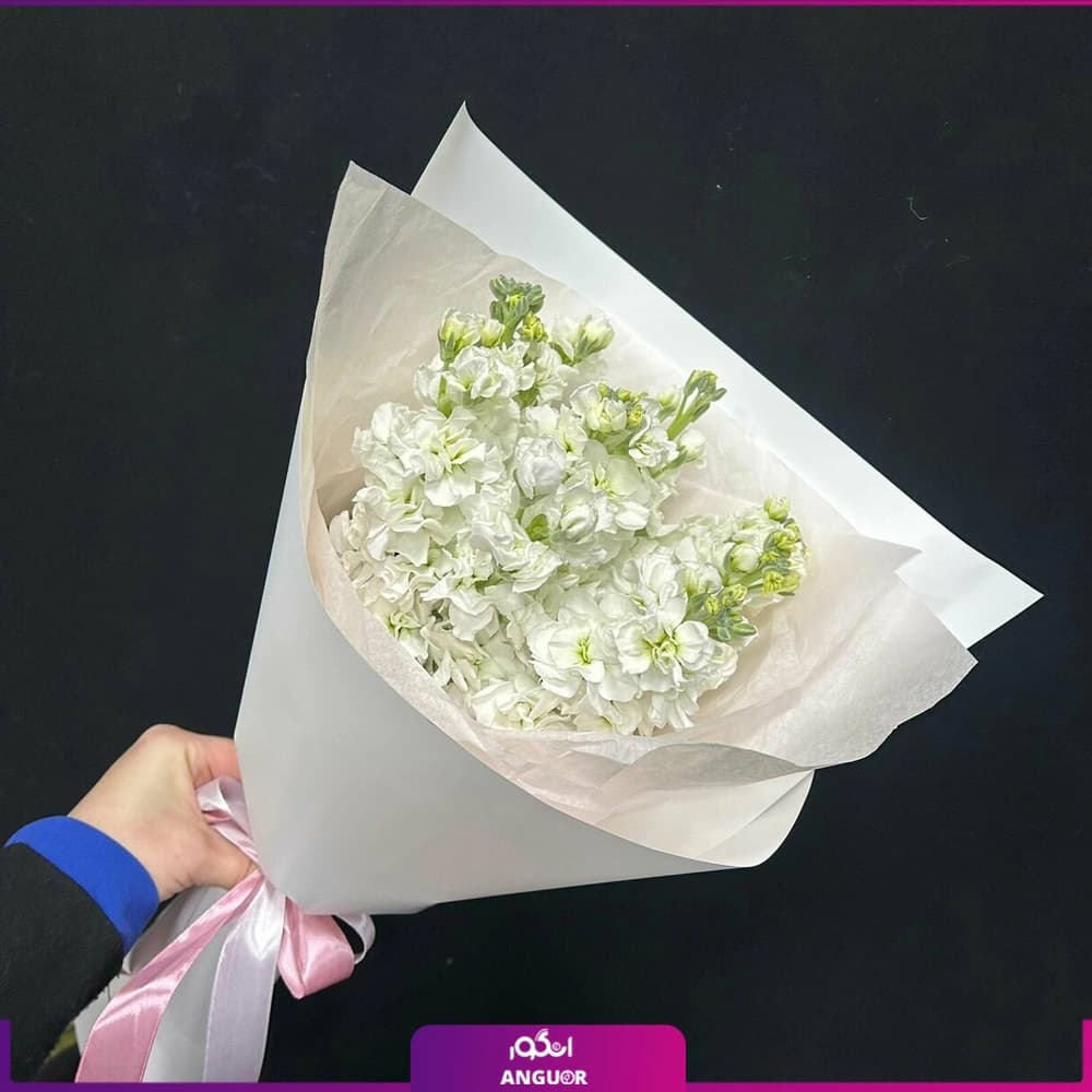 دسته گل شب بو سفید 9 شاخه