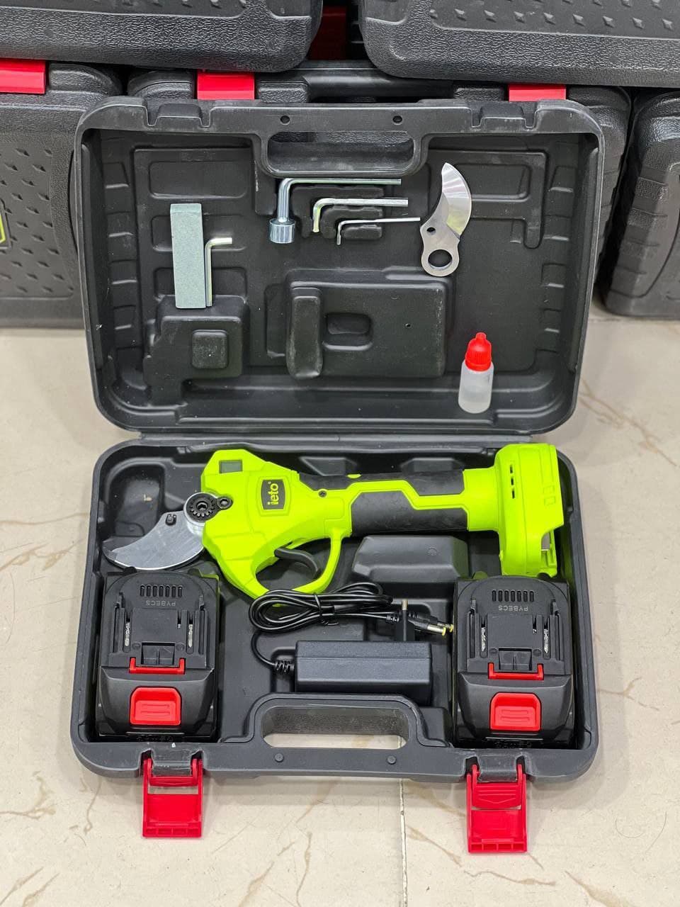 قیچی باغبانی شارژی ایتو مدل MT4502 — تصویر ۴