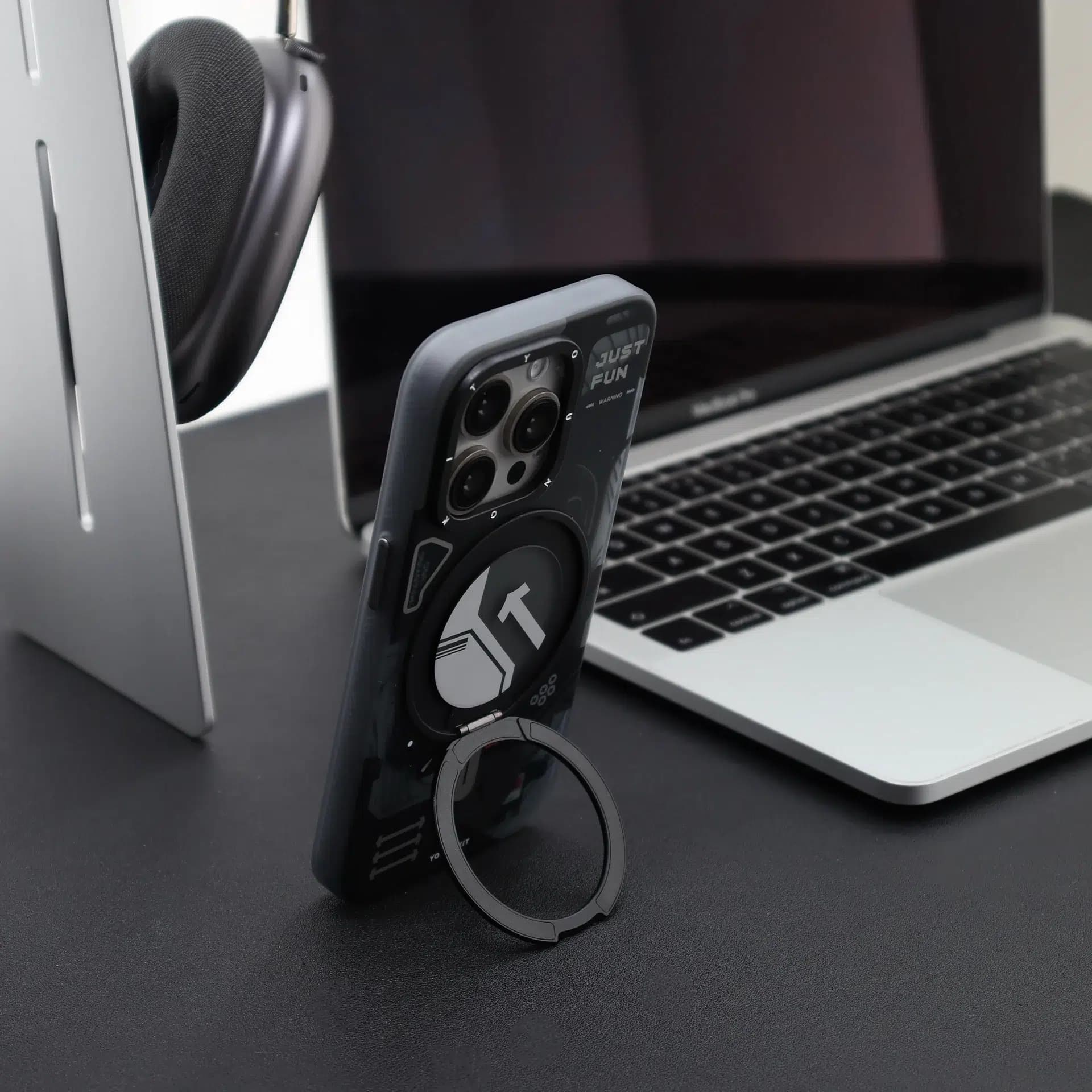 قاب یانگ کیت آیفون مدل Cyberpunk 360° Spin magnetic stand case — تصویر ۵