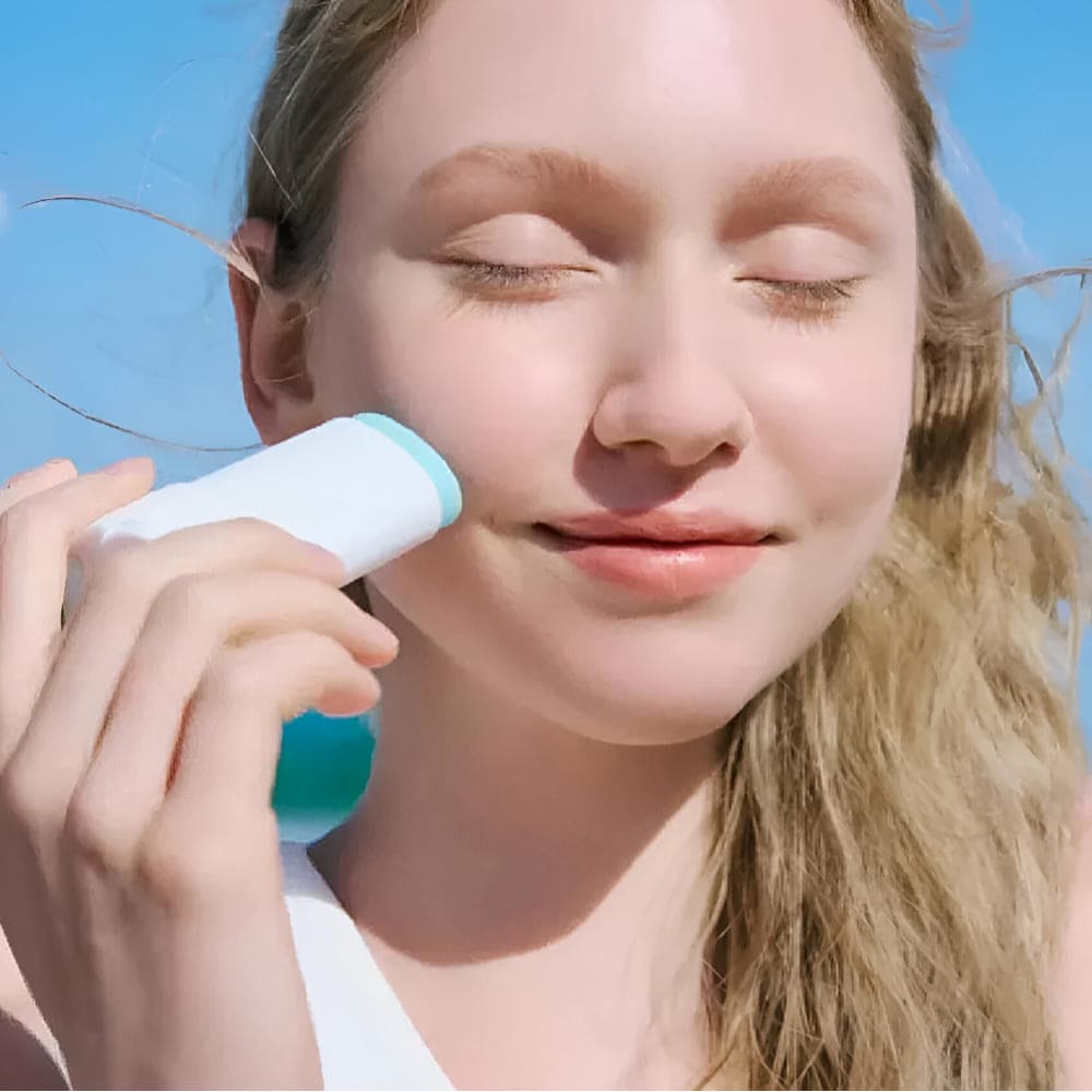 ضد آفتاب استیکی سنتلا اسکین 1004 +SPF50 — تصویر ۳