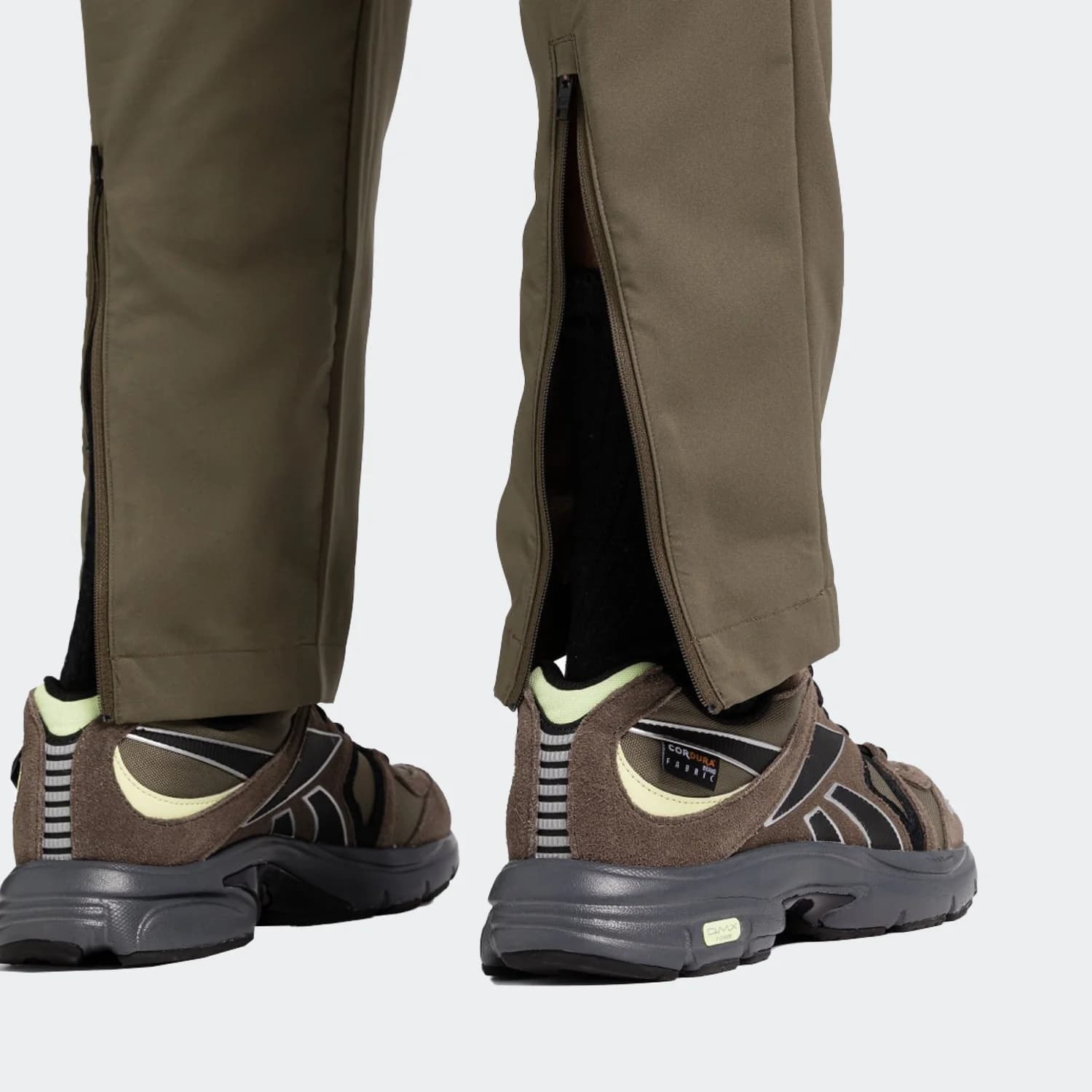 شلوار مردانه ریباک مدل Men’s trousers ID TRAIN WOVEN PANT ex — تصویر ۴