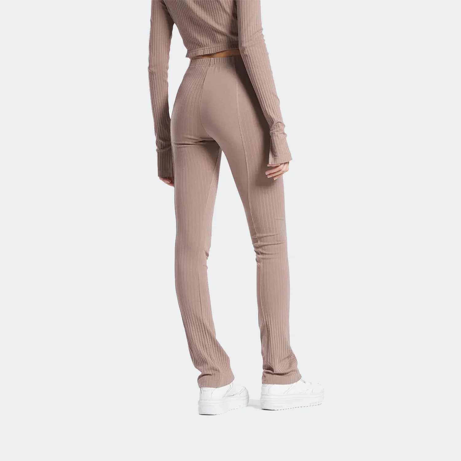 لگ زنانه ریباک مدل Reebok Classics High-Rise Leggings — تصویر ۳