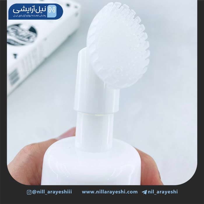 فوم شستشو صورت براش دار شیر گاو بلیانلیان — تصویر ۵