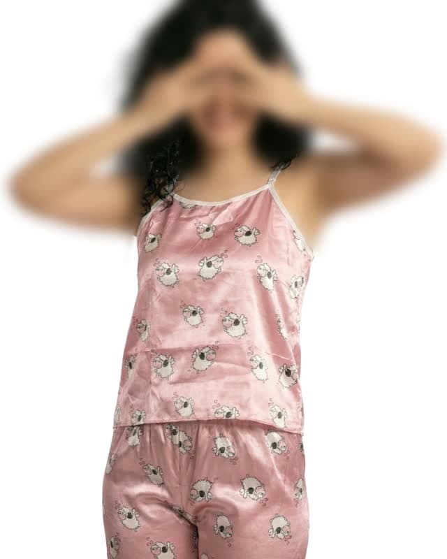 تاپ شلوار ساتن طرحدار woolen ویولت کد 1022 — تصویر ۴