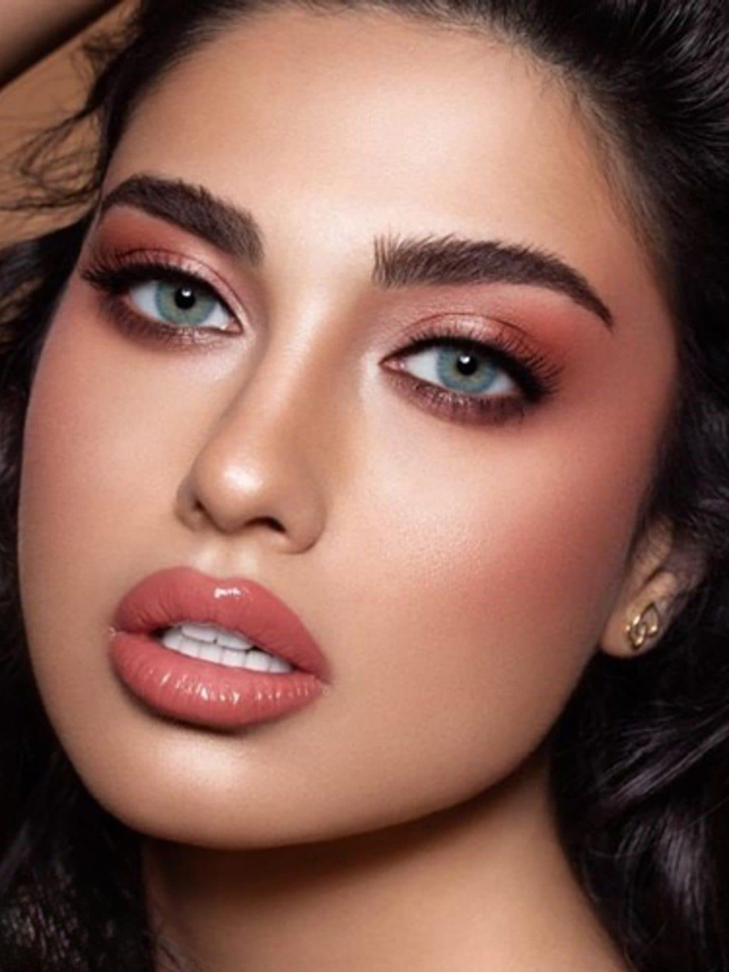 لنز رنگی زیبایی دهب تیفانی بلو Dahab tiffany blue