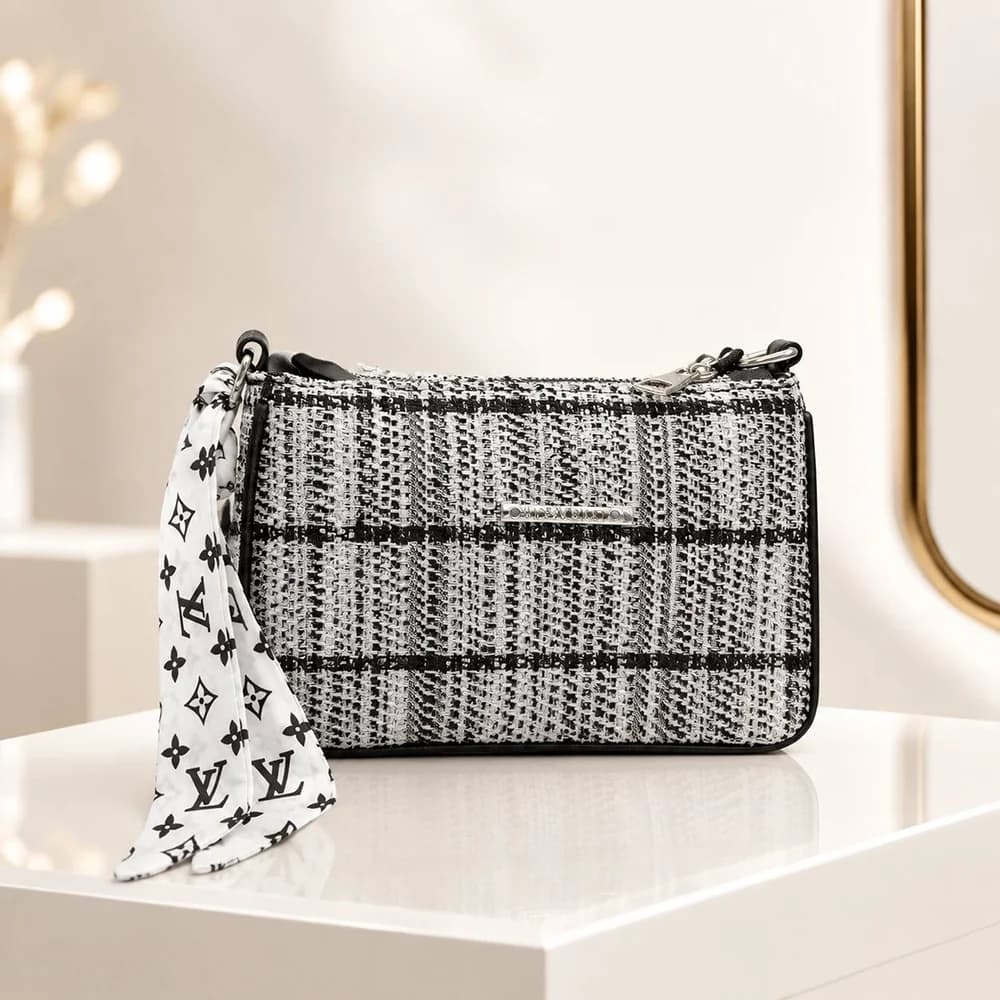 کیف دوشی LOUIS VUITTON مدل 5038 — تصویر ۴